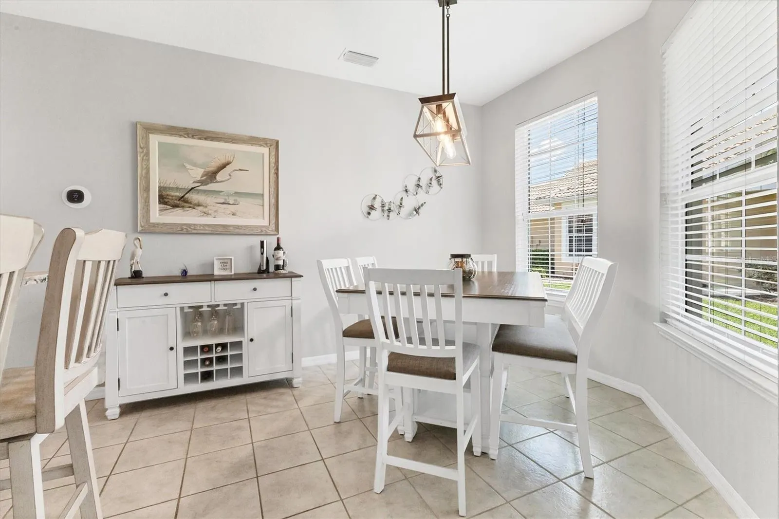 4827 WHISPERING OAKS DR