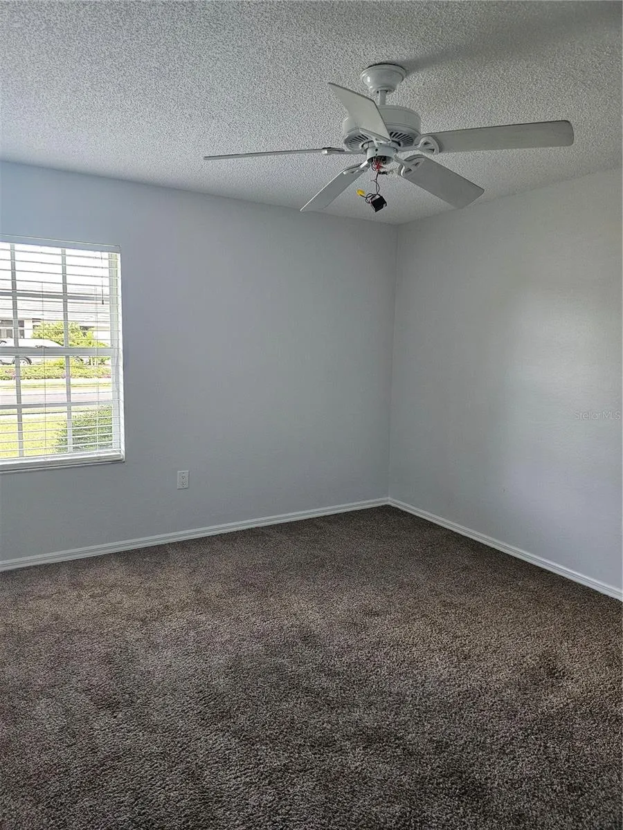 417 LAKE OF THE WOODS DR