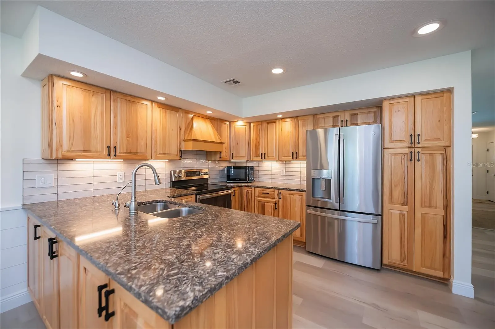370 CRANE RD