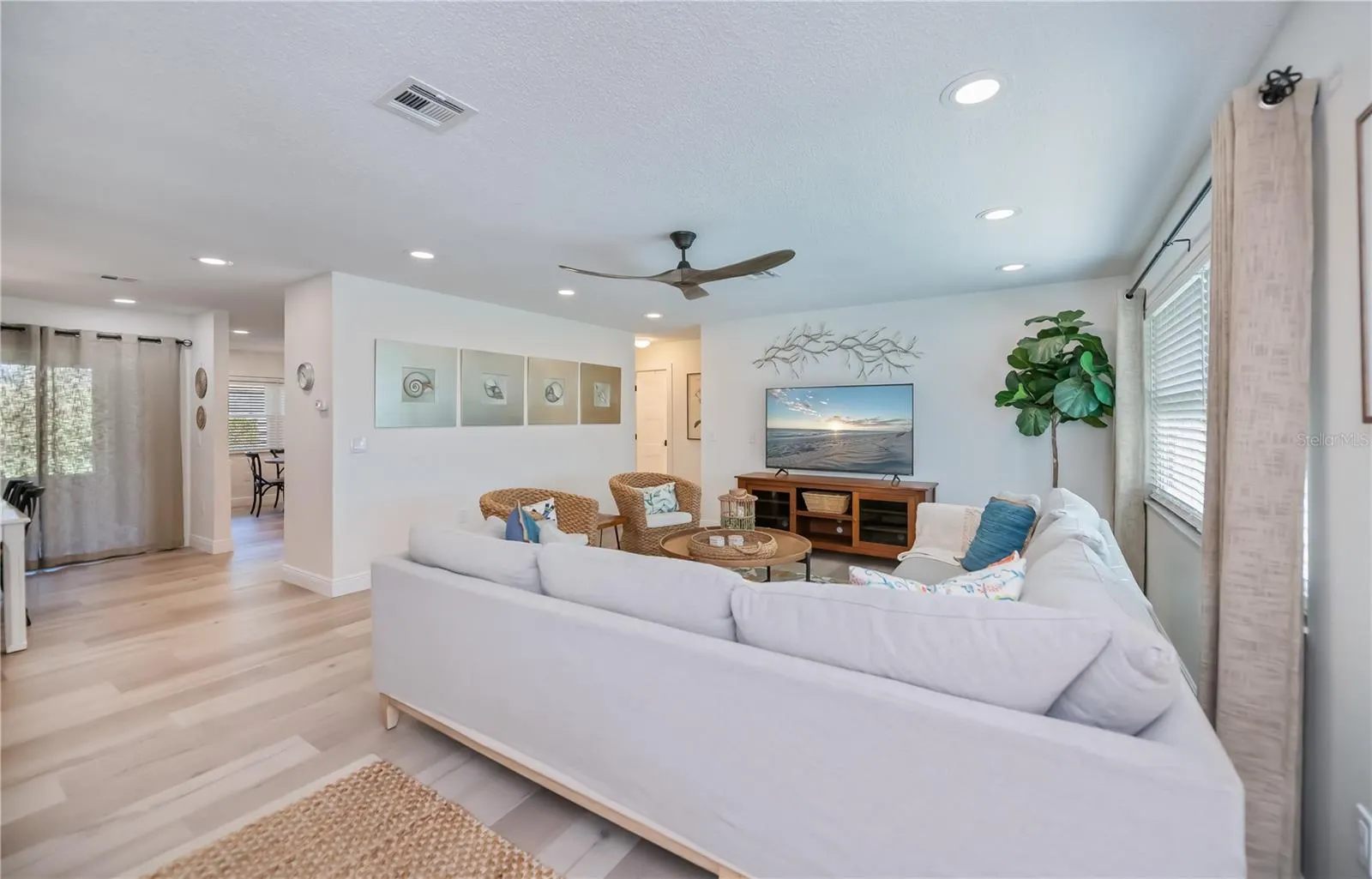 370 CRANE RD