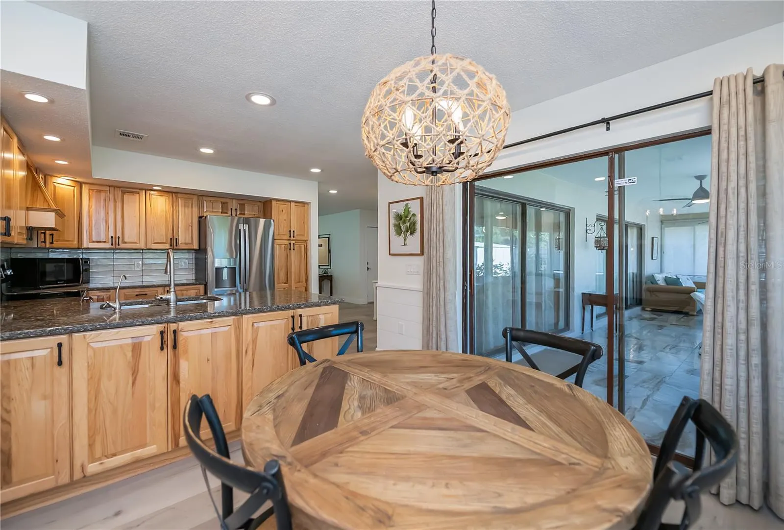 370 CRANE RD