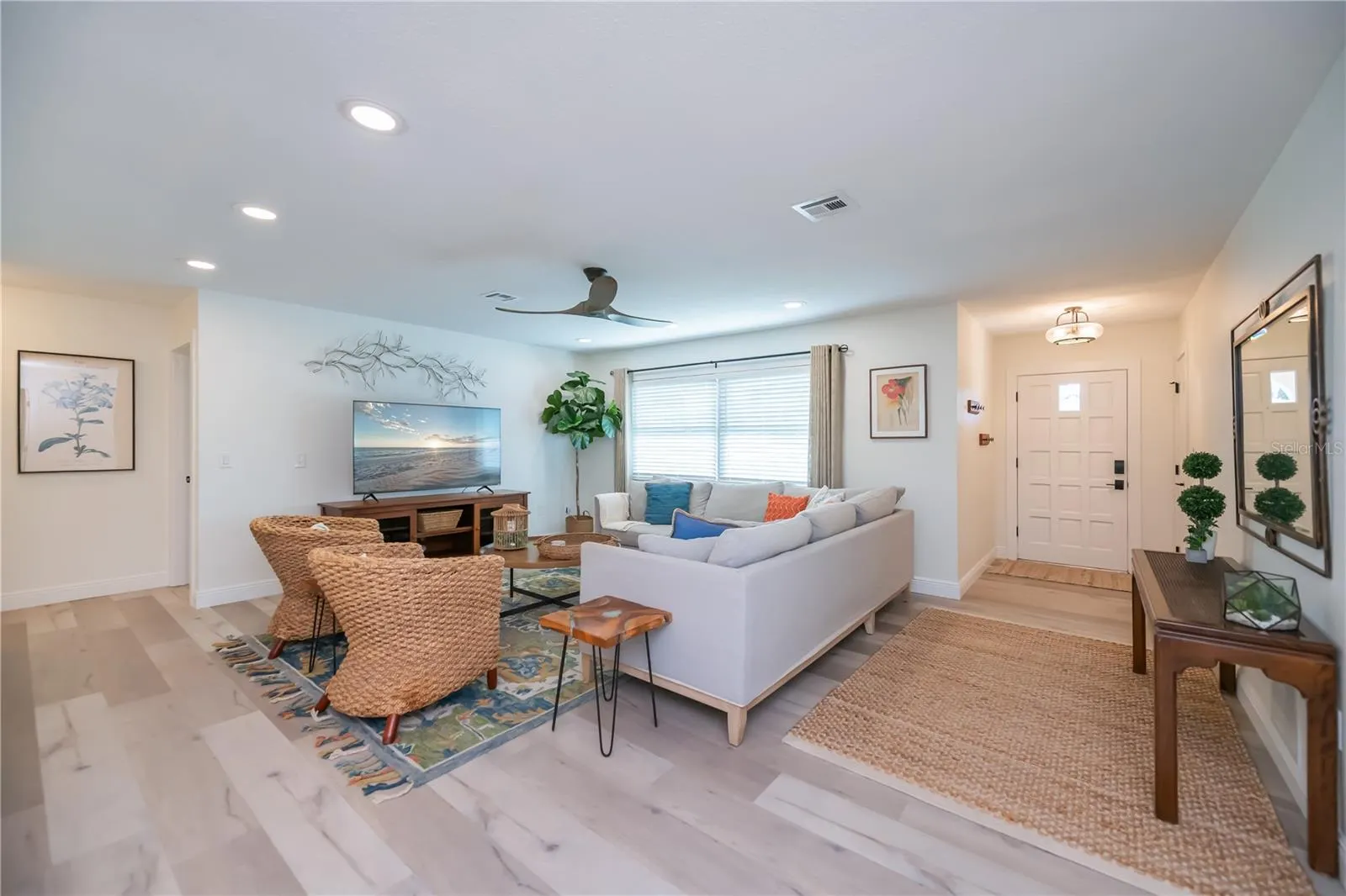 370 CRANE RD