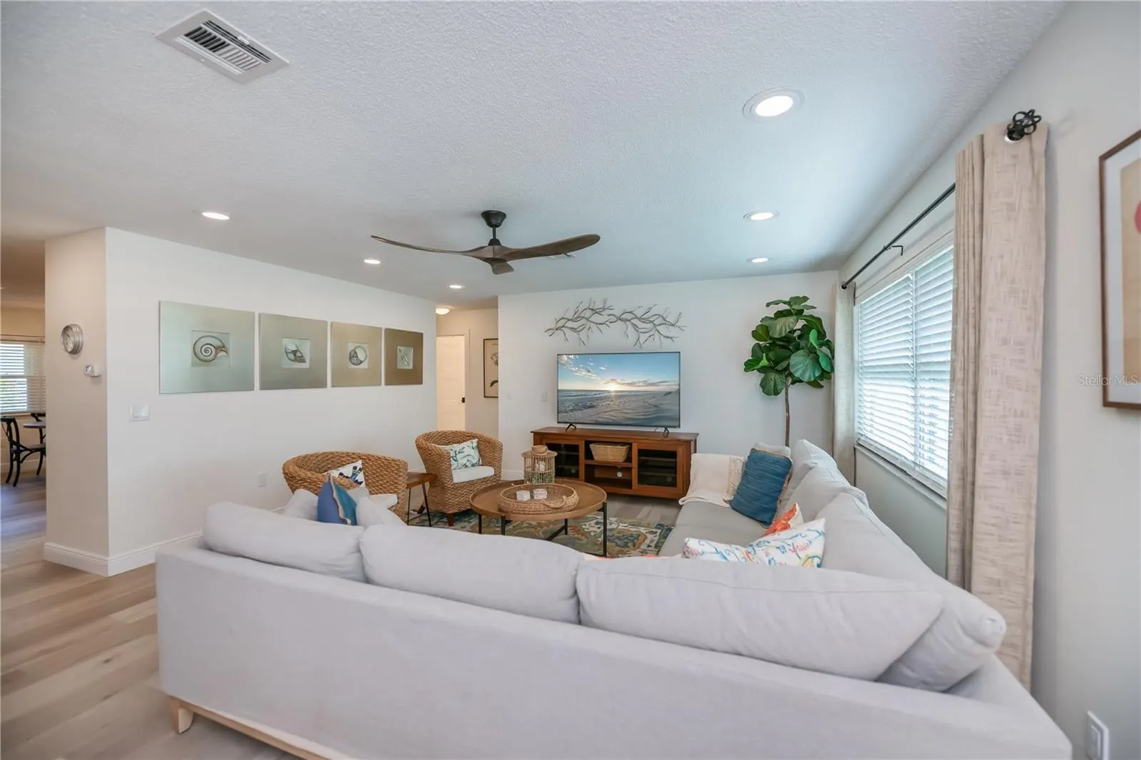 370 CRANE RD