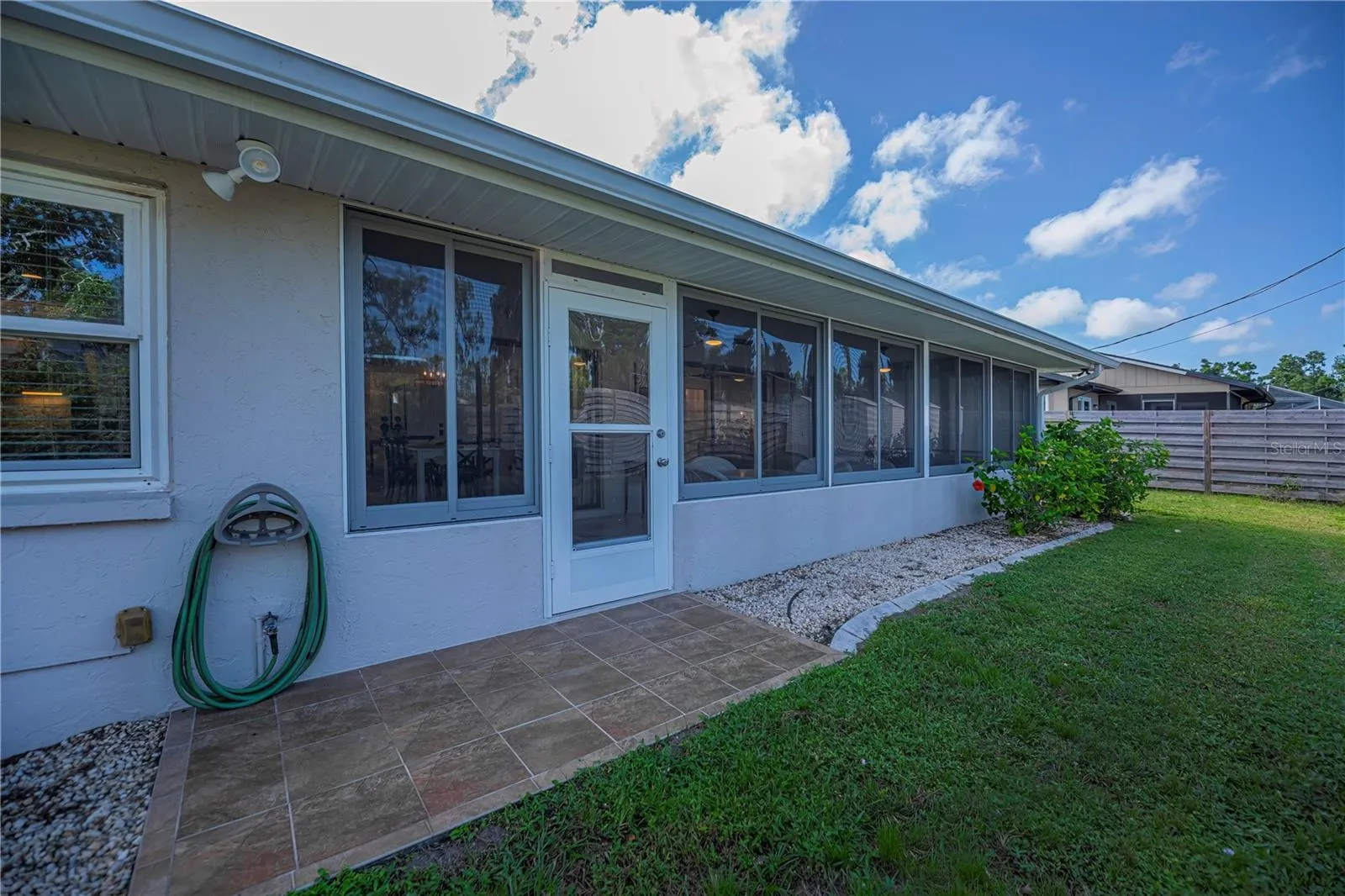 370 CRANE RD