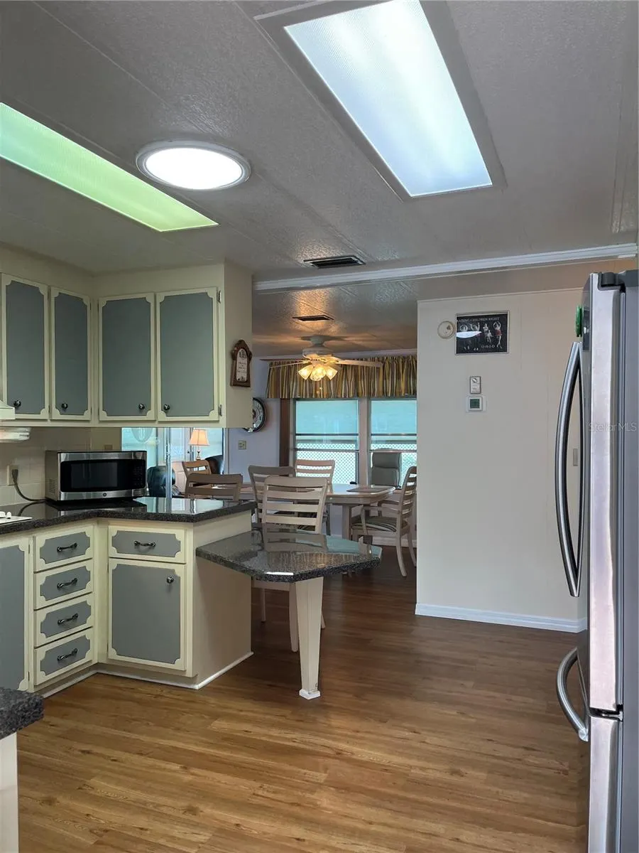 826 JOLANDA CIR
