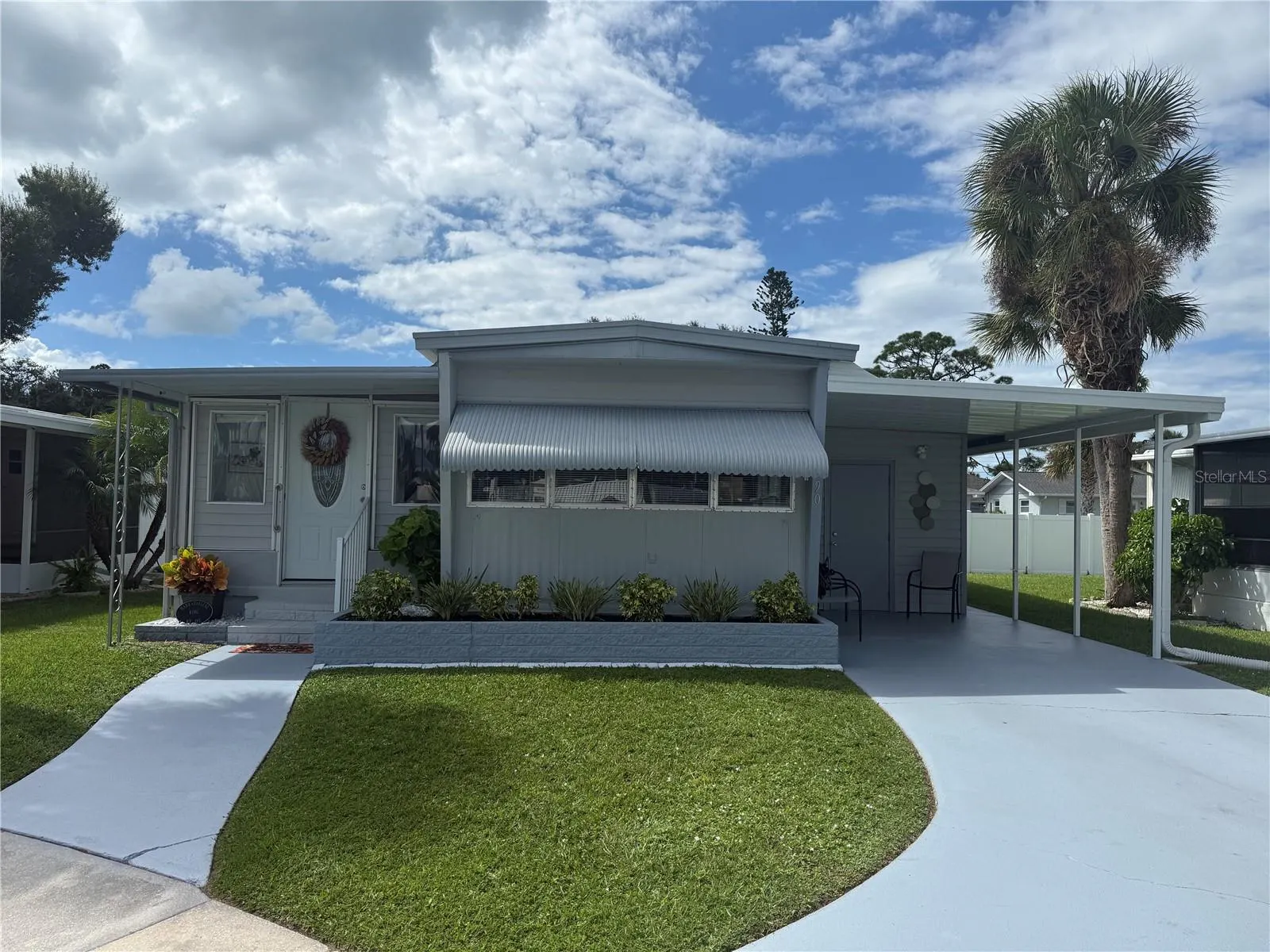 6190 DAFFODIL RD