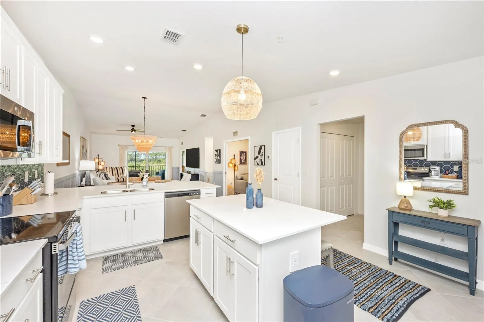 17500 OPAL SAND CT #207, #207