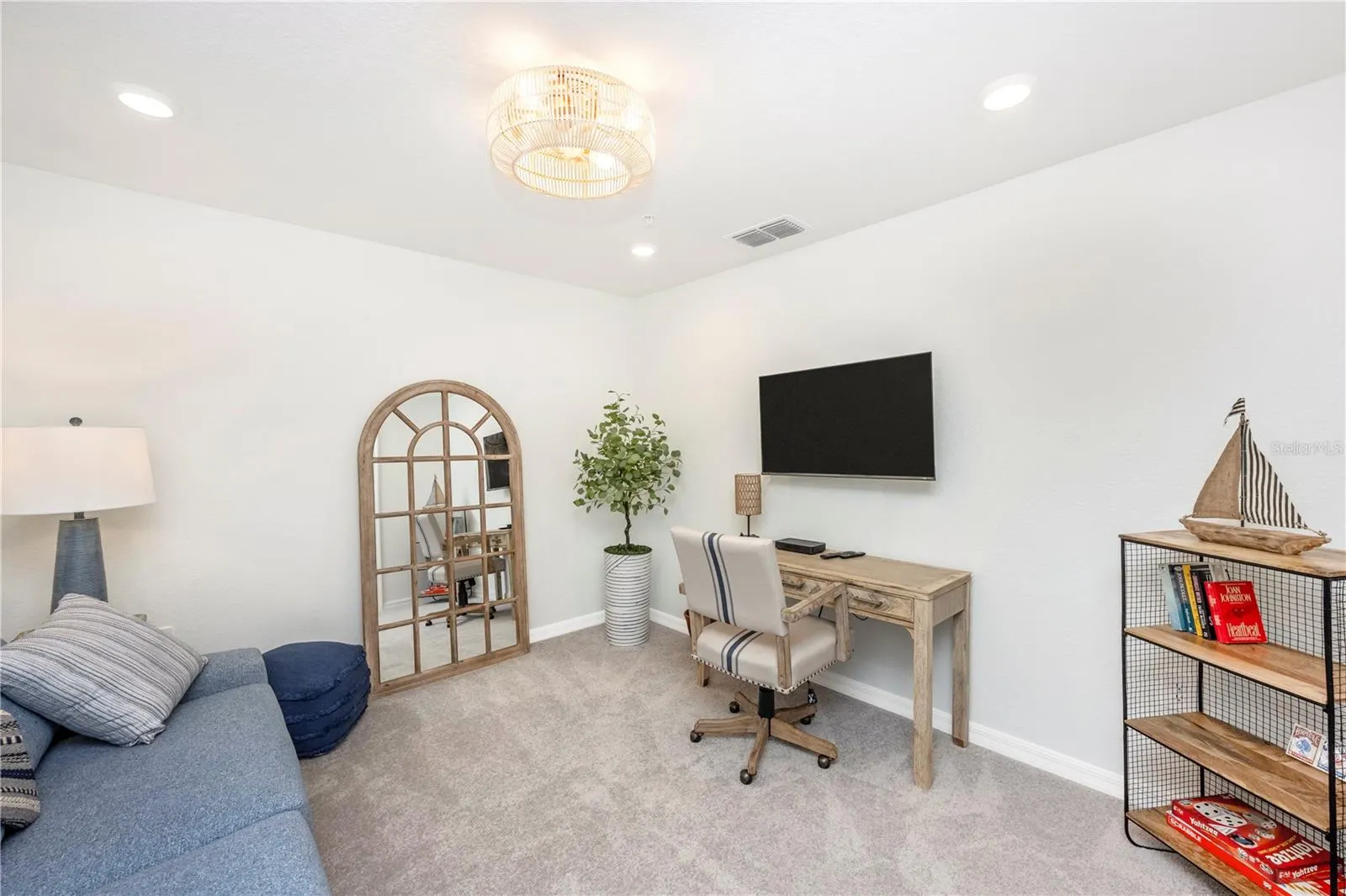17500 OPAL SAND CT #207, #207