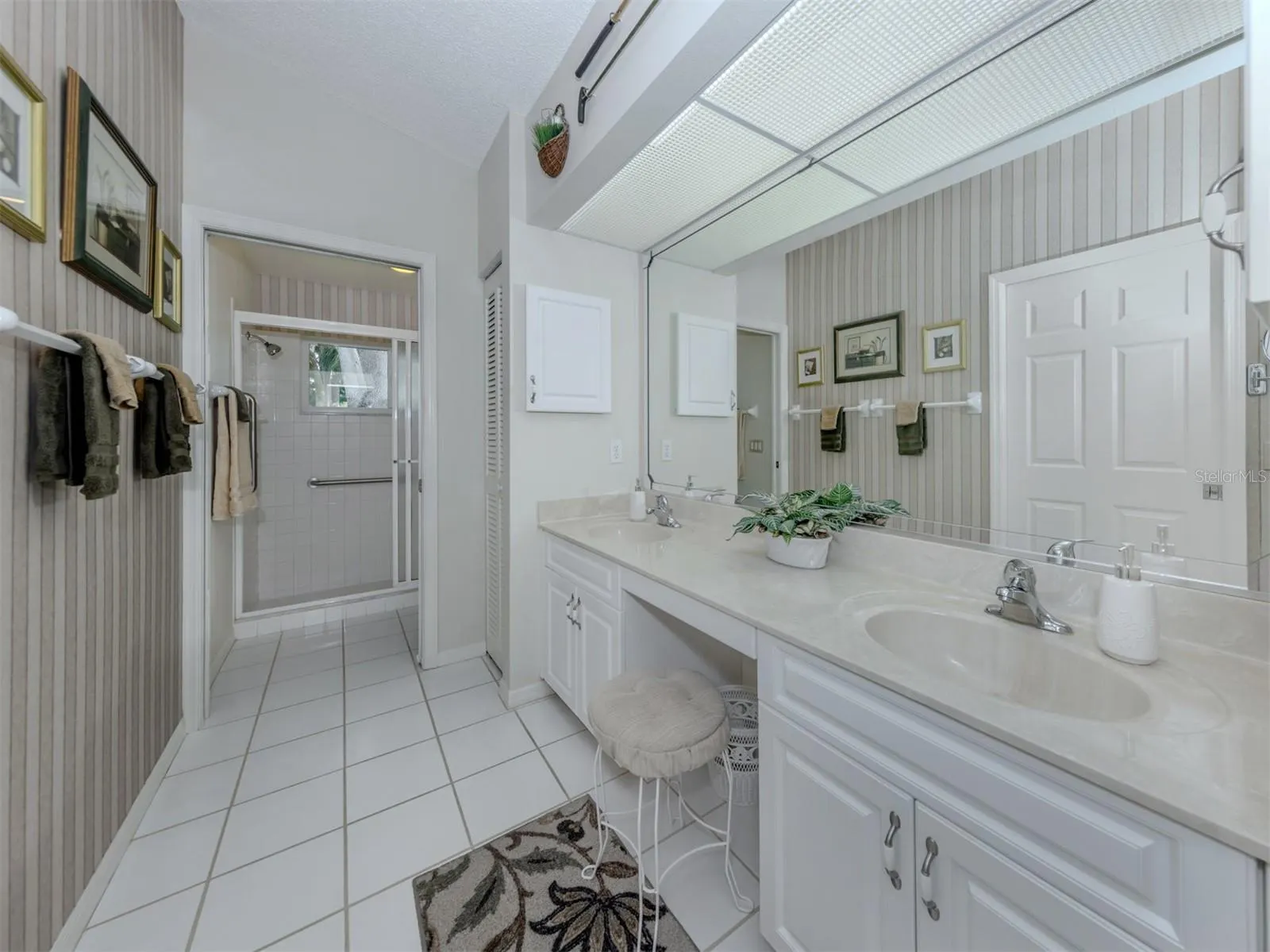 523 CLUBSIDE CIR #52, #52