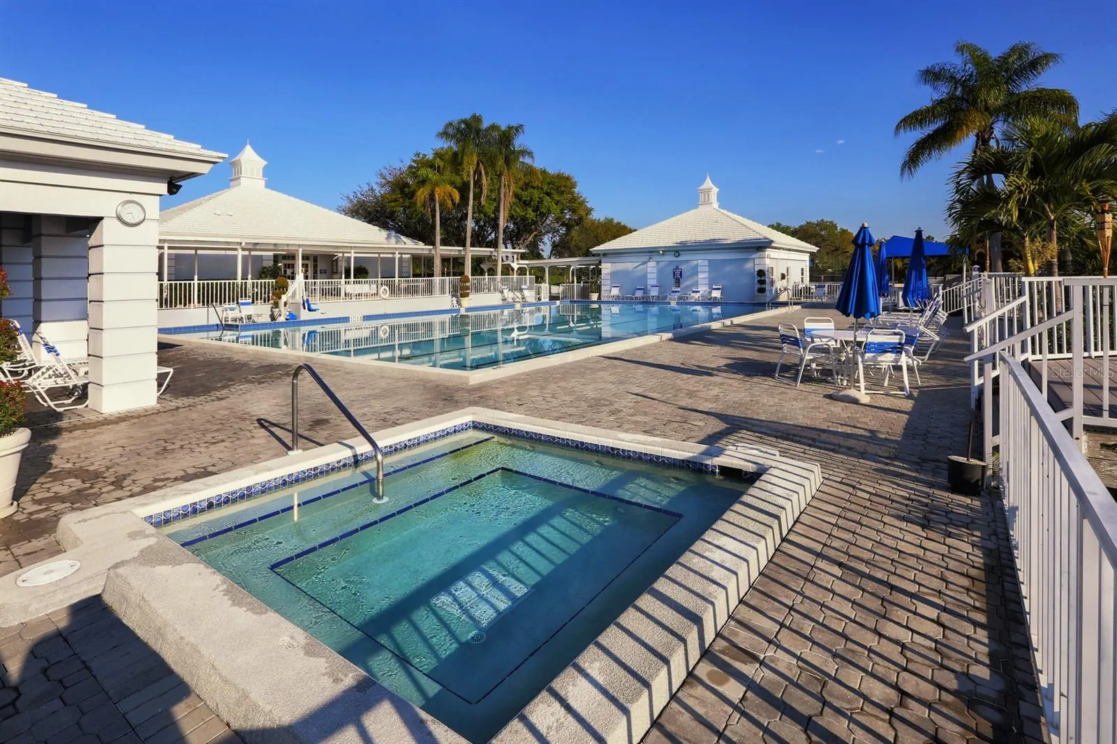 523 CLUBSIDE CIR #52, #52