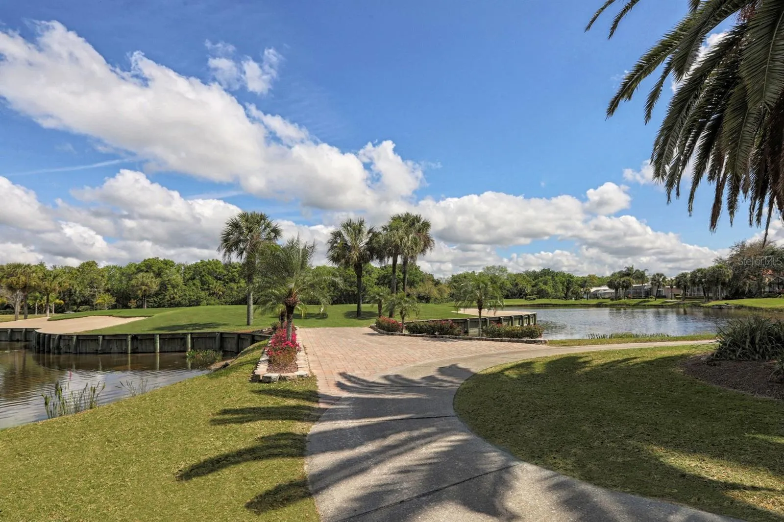 523 CLUBSIDE CIR #52, #52