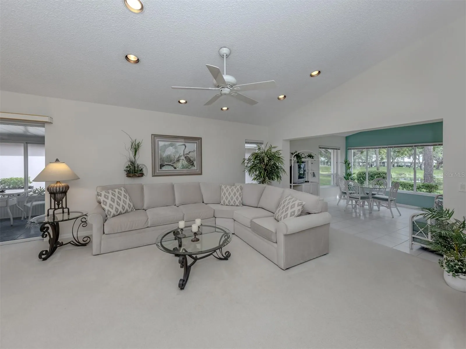 523 CLUBSIDE CIR #52, #52