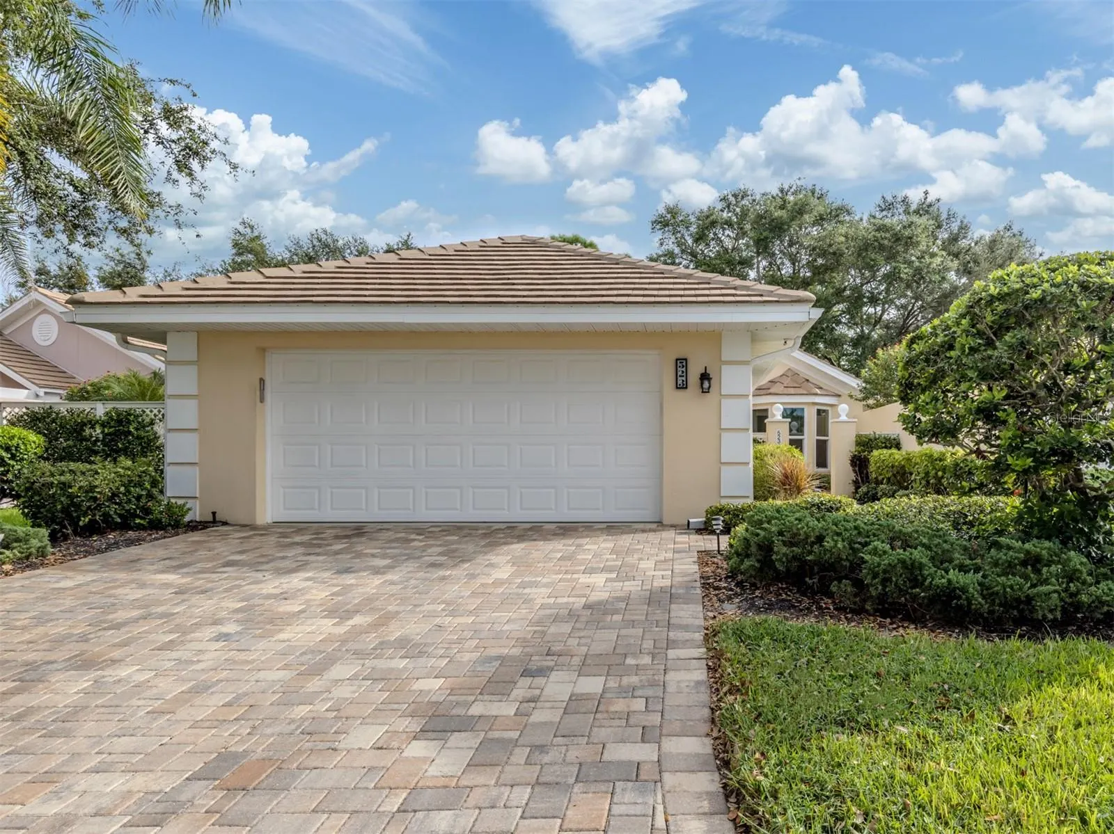 523 CLUBSIDE CIR #52, #52