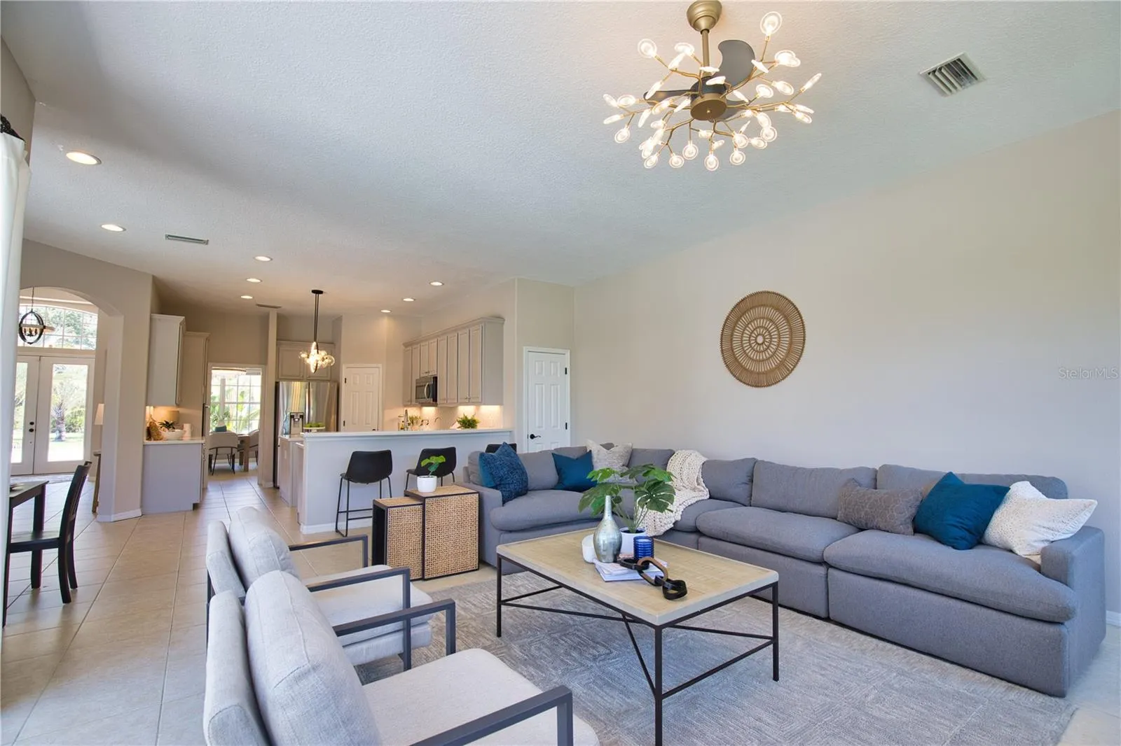 8209 SNOWY EGRET PL