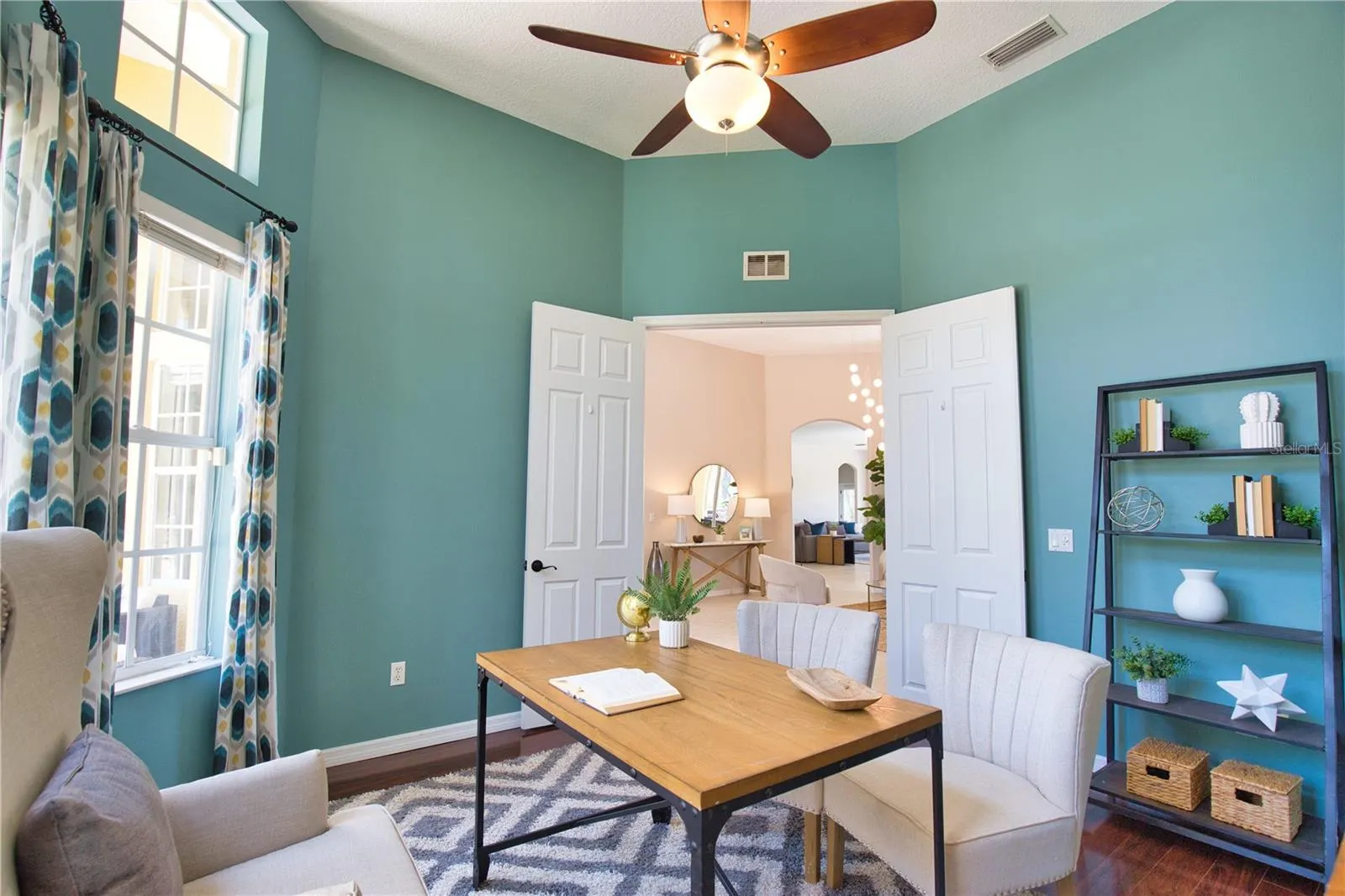 8209 SNOWY EGRET PL