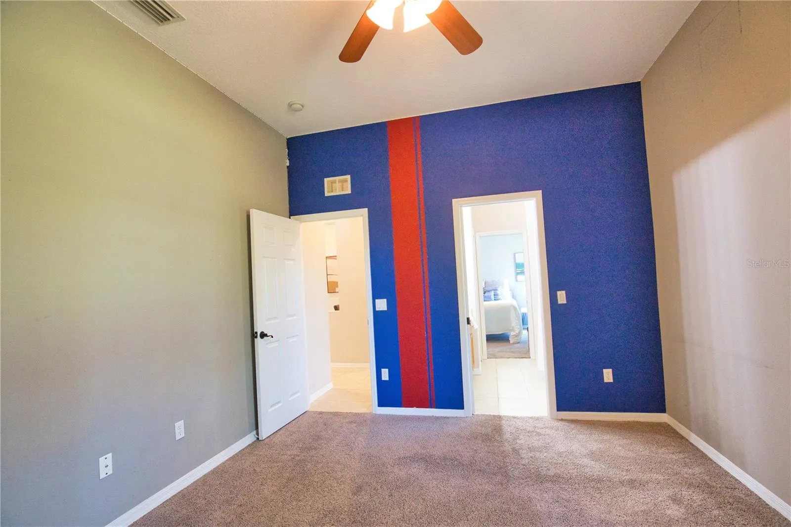 8209 SNOWY EGRET PL