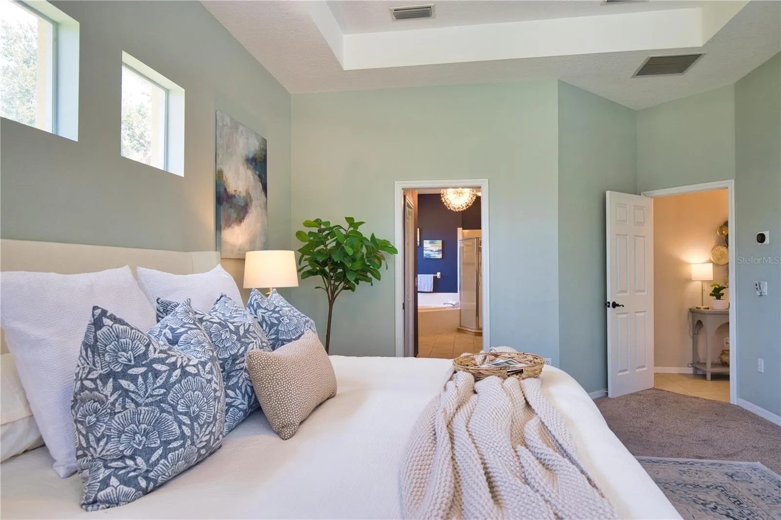 8209 SNOWY EGRET PL