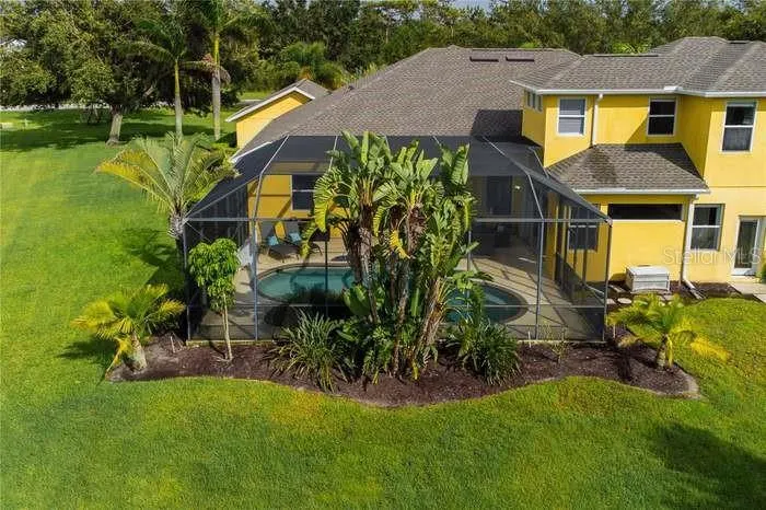 8209 SNOWY EGRET PL
