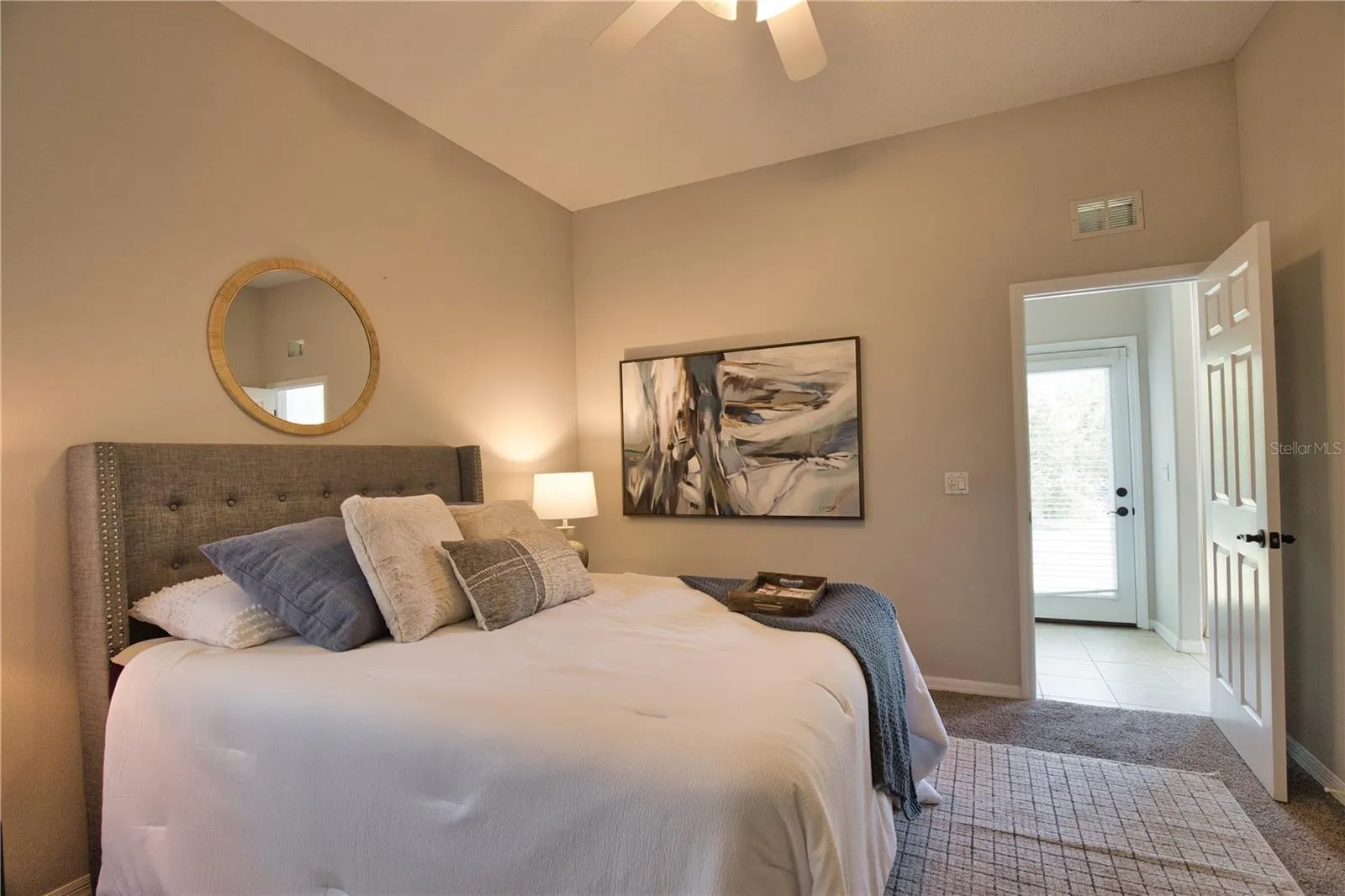 8209 SNOWY EGRET PL