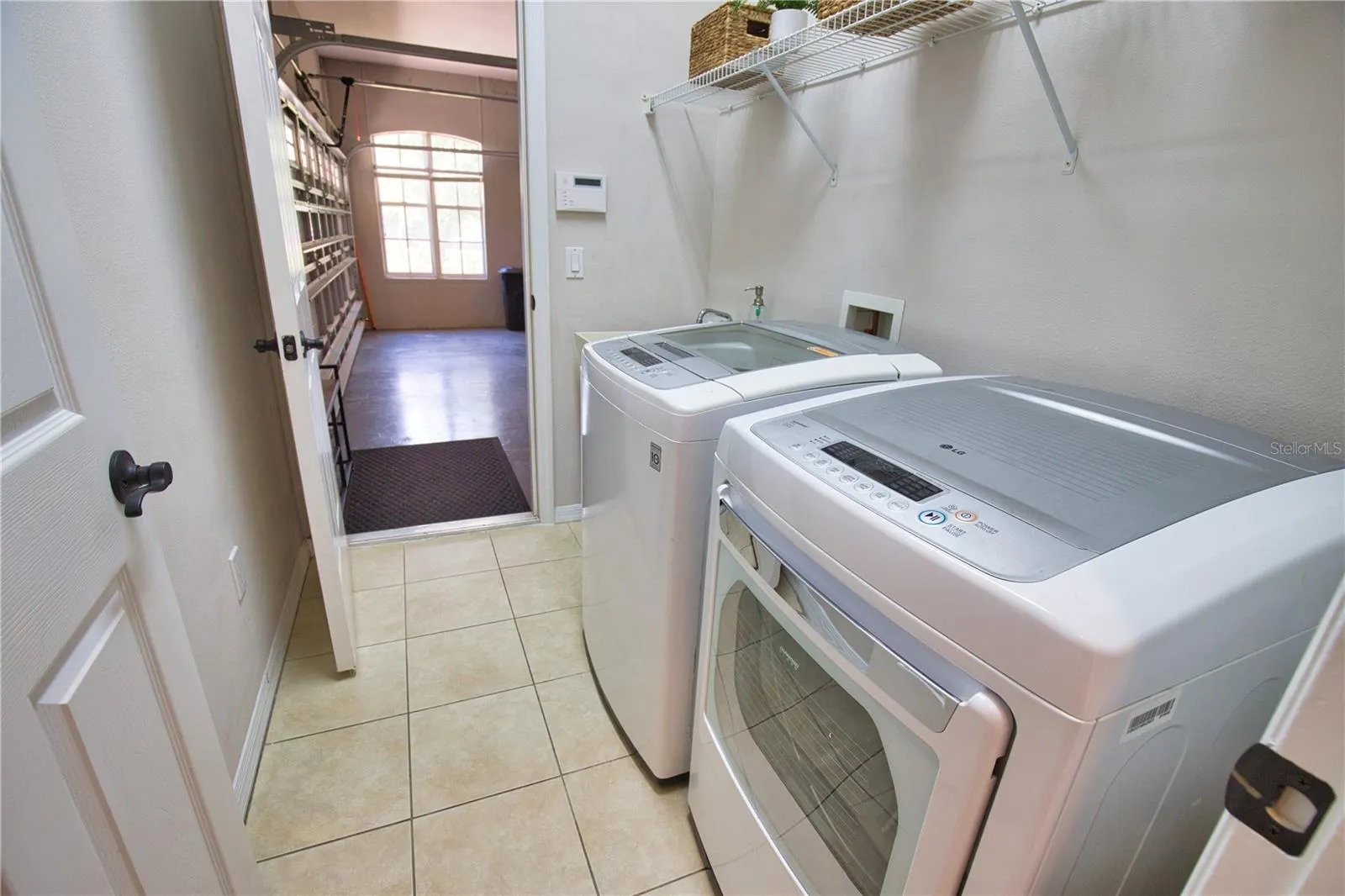 8209 SNOWY EGRET PL