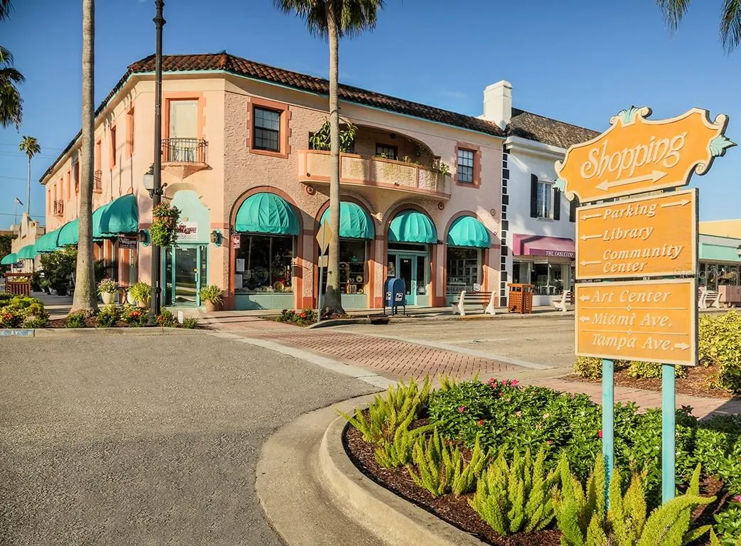 390 ARIANO AVE