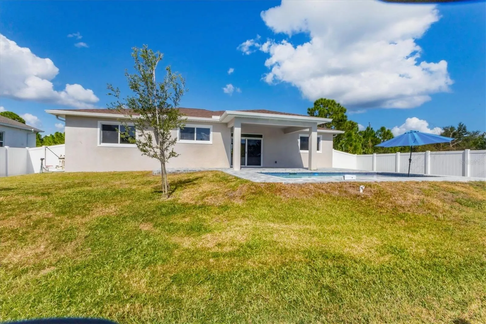 14065 PARIS LN