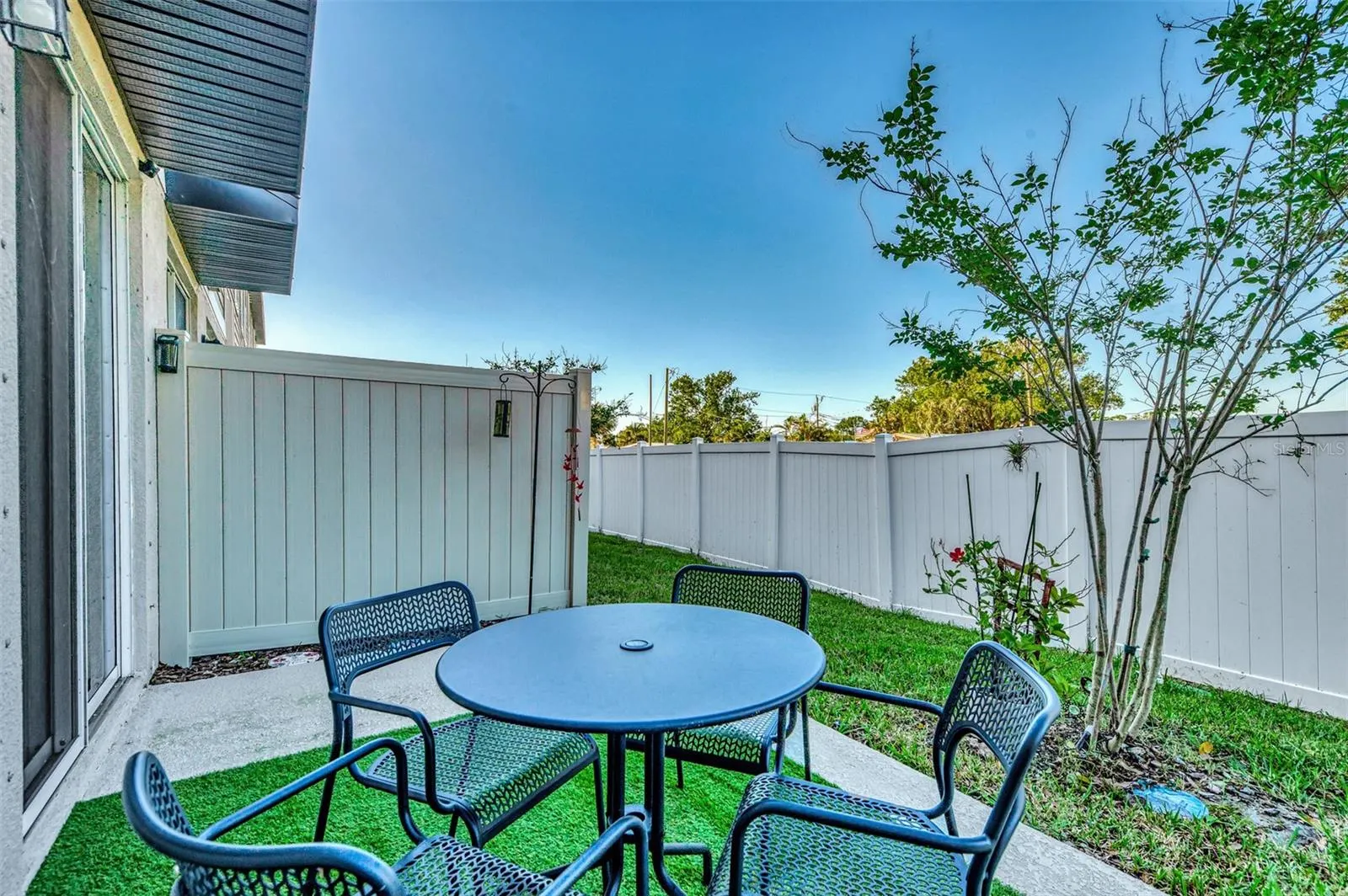 5860 OCEAN ISLE DR
