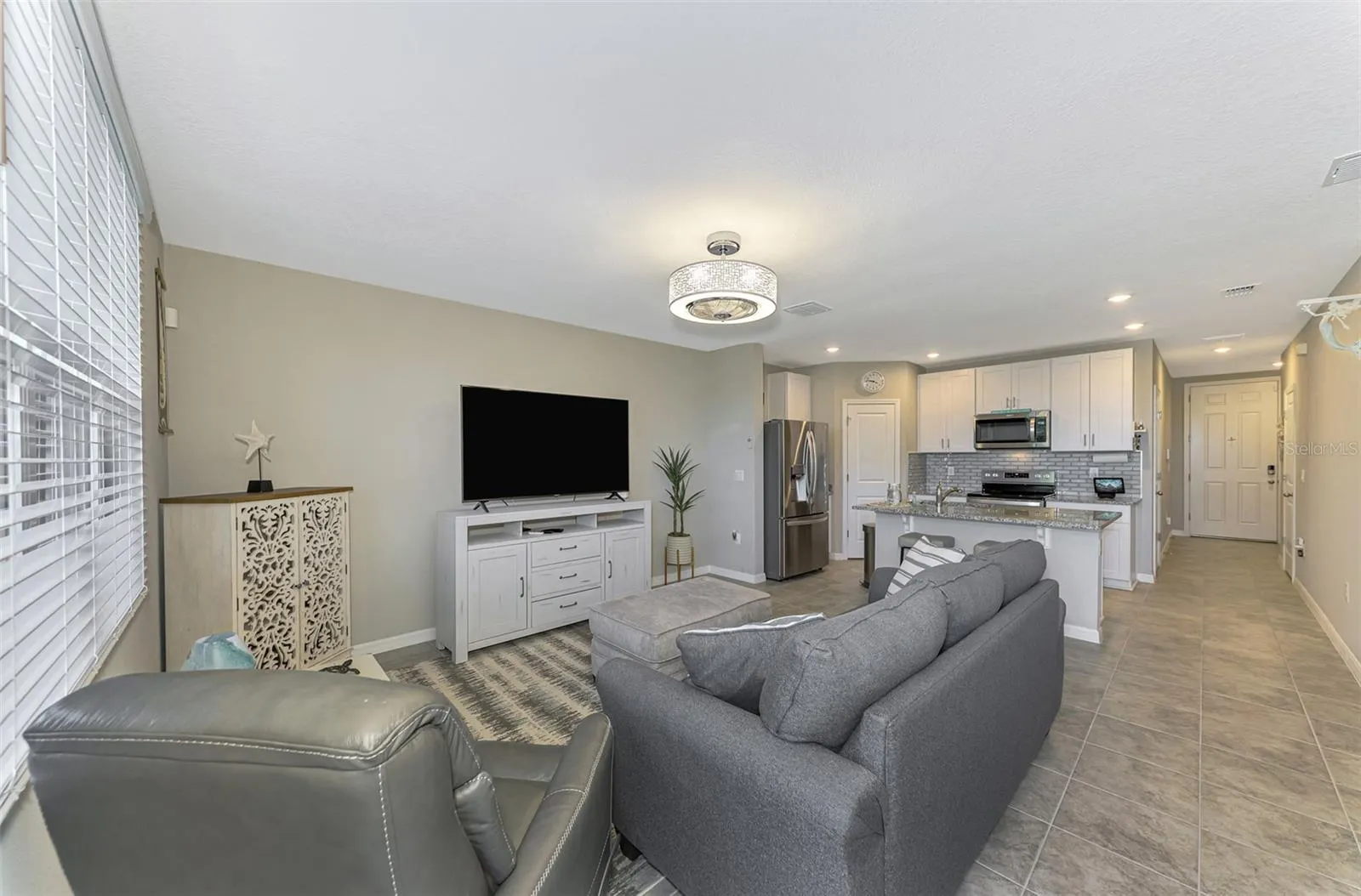 5860 OCEAN ISLE DR