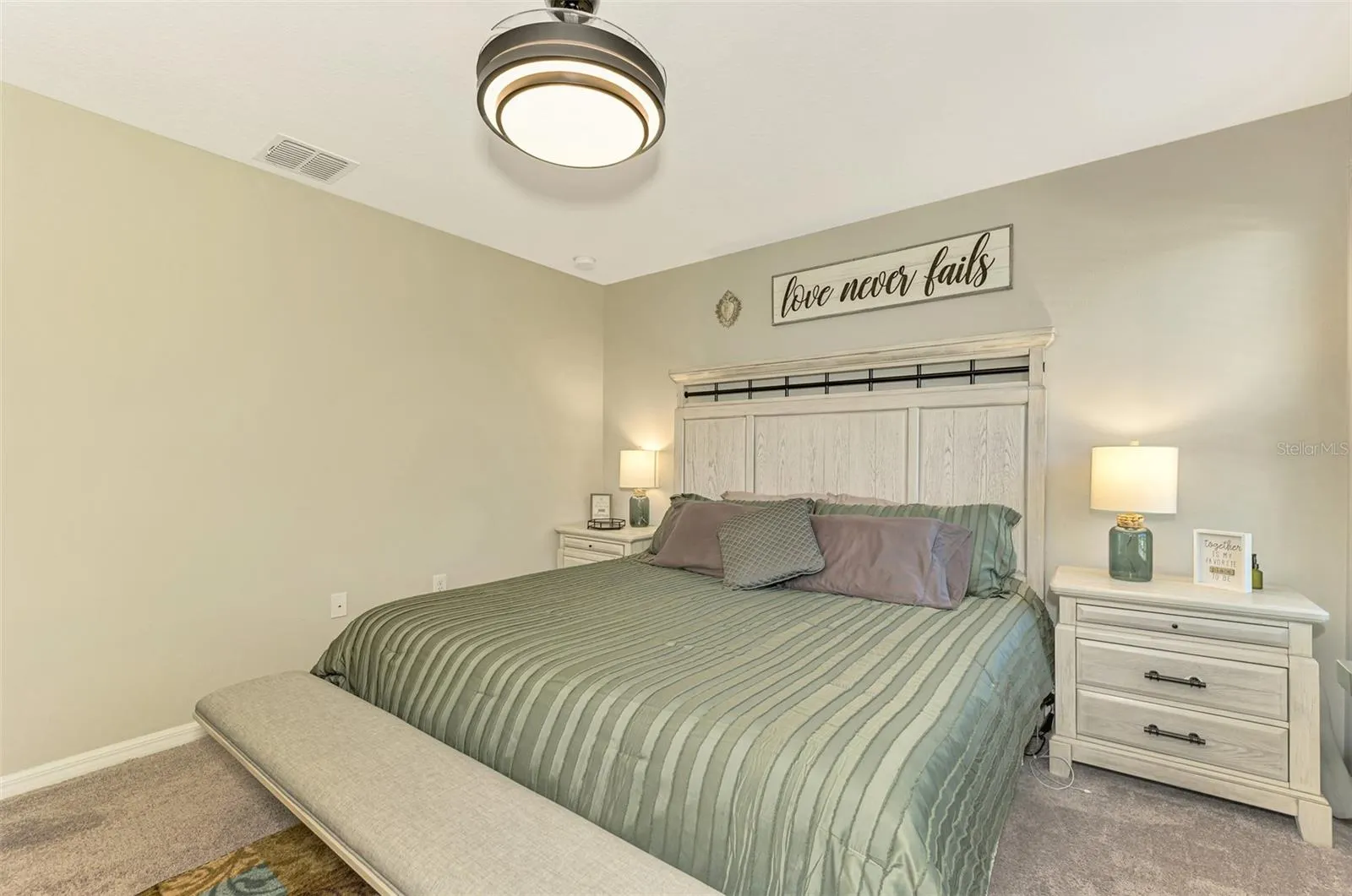 5860 OCEAN ISLE DR