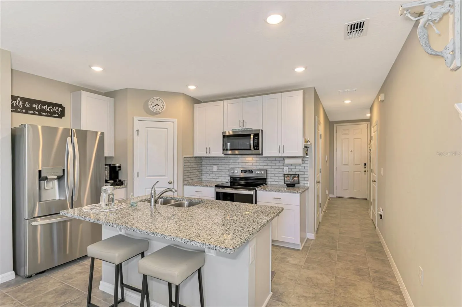 5860 OCEAN ISLE DR