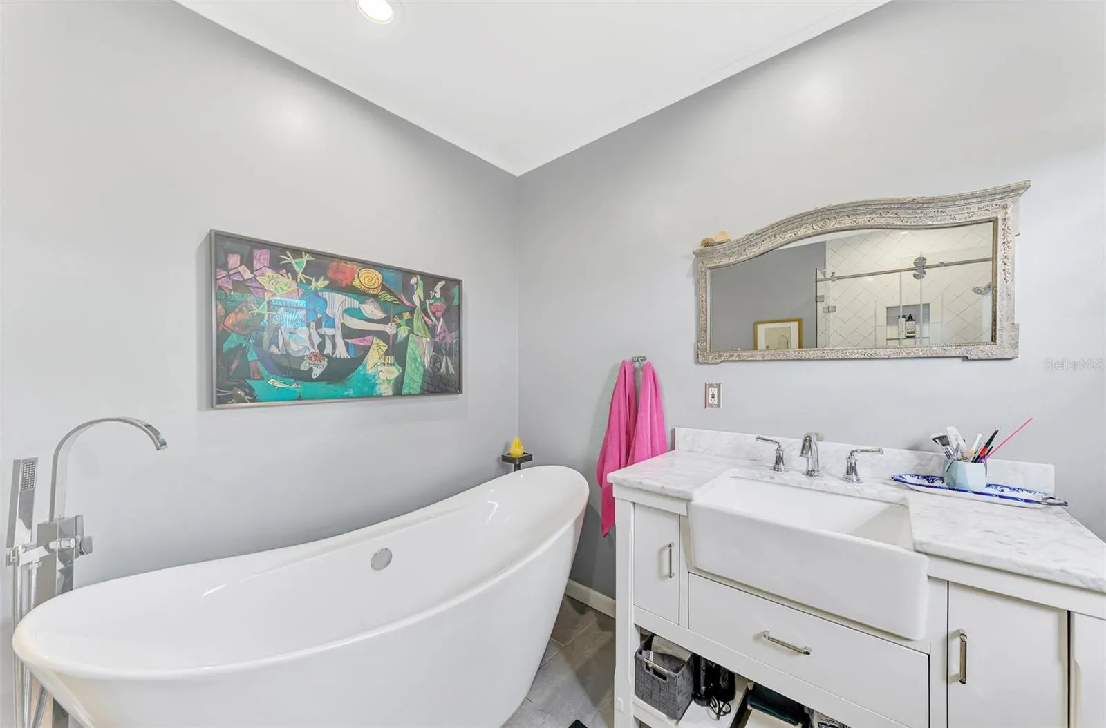 112 FIELD AVENUE EAST