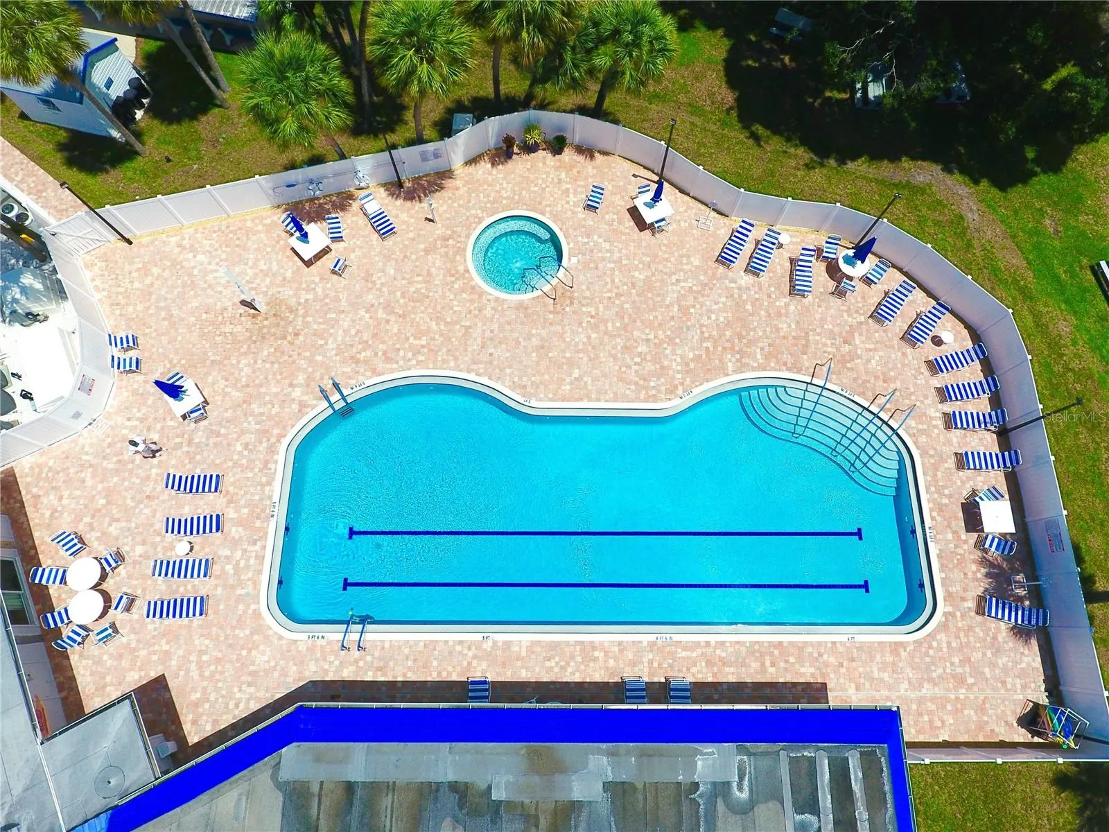 5800 FORSYTHIA RD