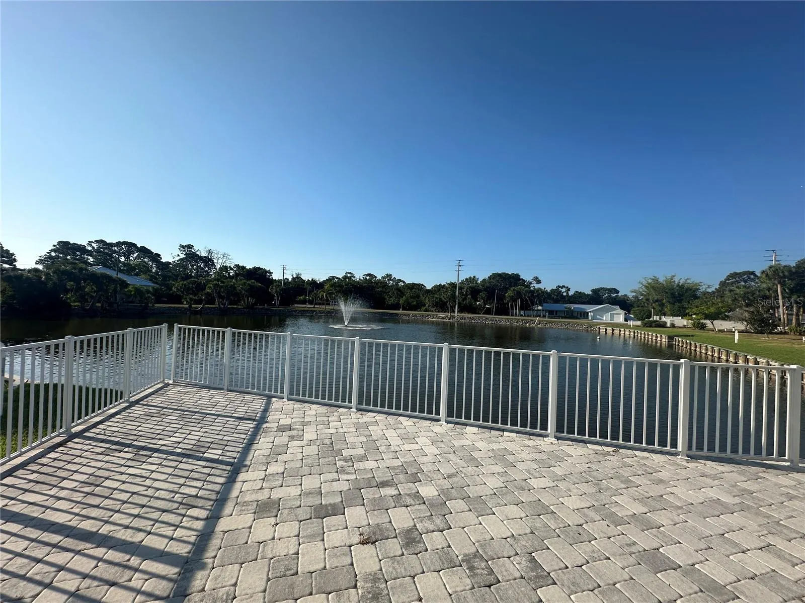 5800 FORSYTHIA RD