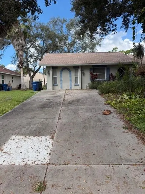 280 DRAKE RD