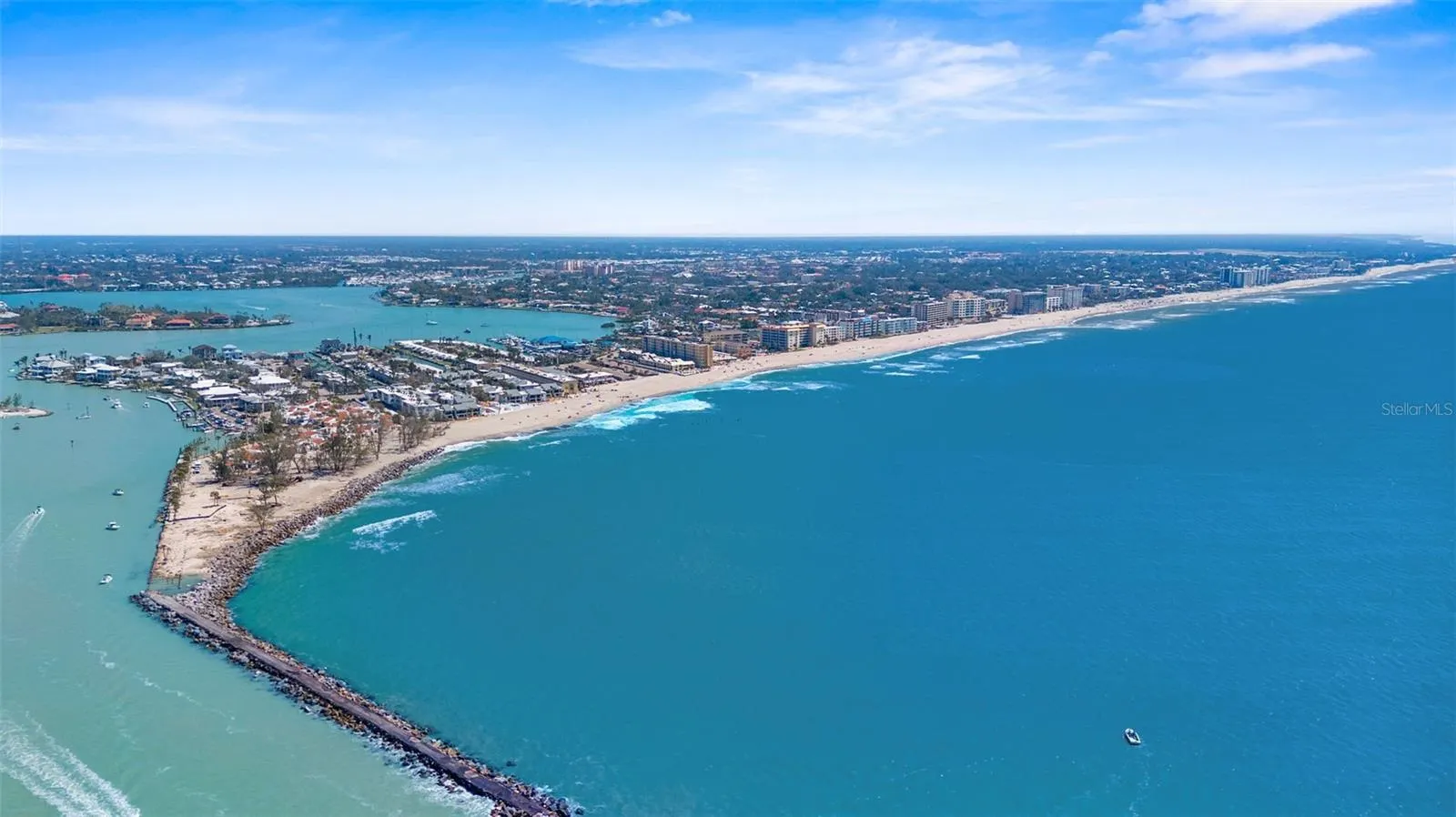 1211 CAPRI ISLES BLVD #140, #140