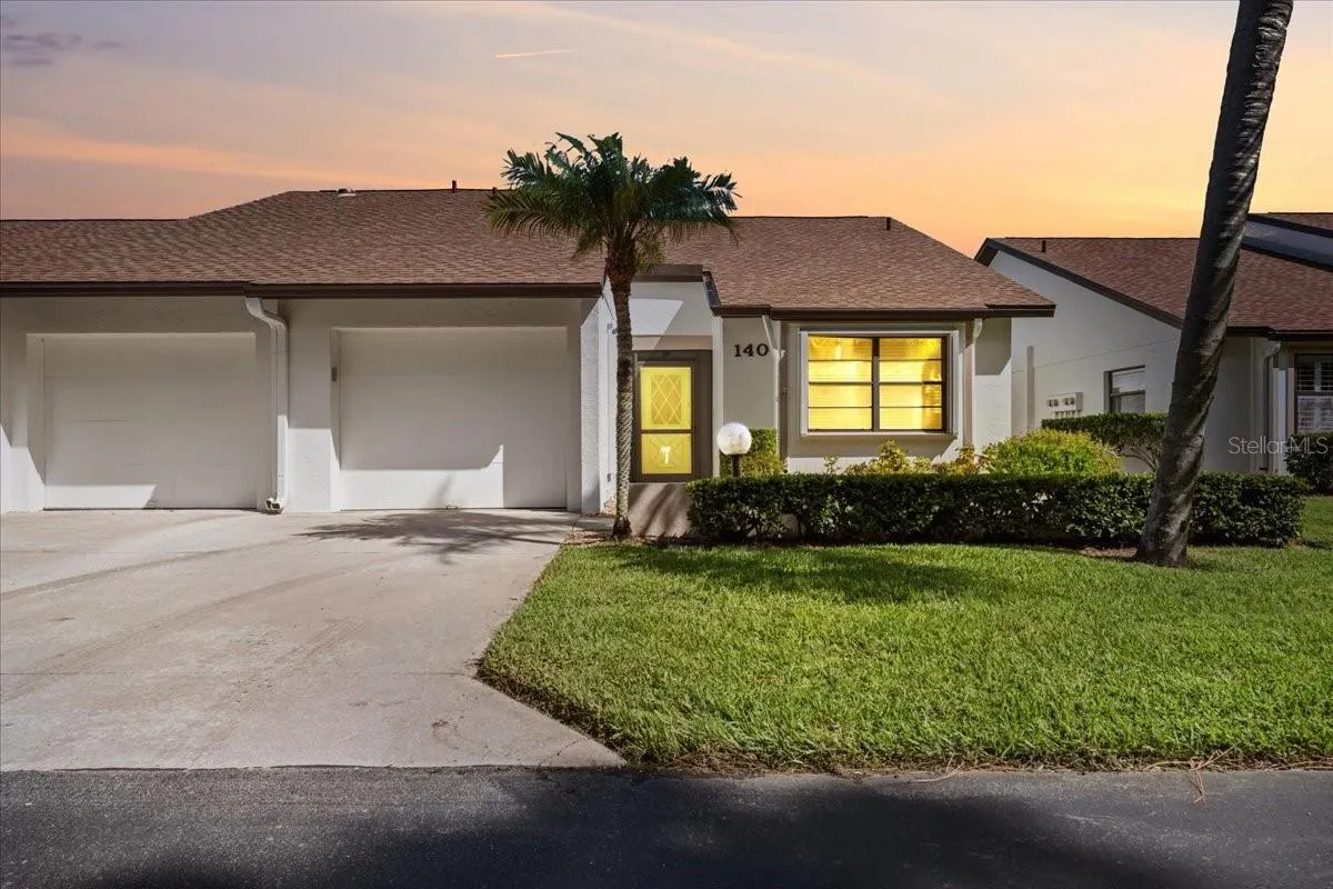 1211 CAPRI ISLES BLVD #140, #140