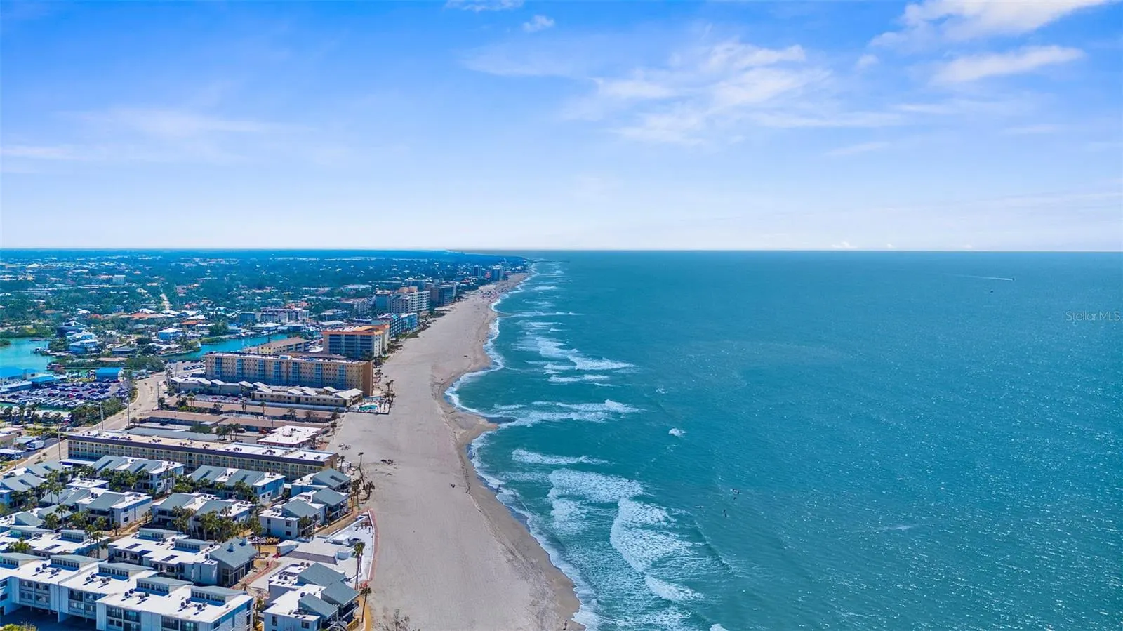 1211 CAPRI ISLES BLVD #140, #140