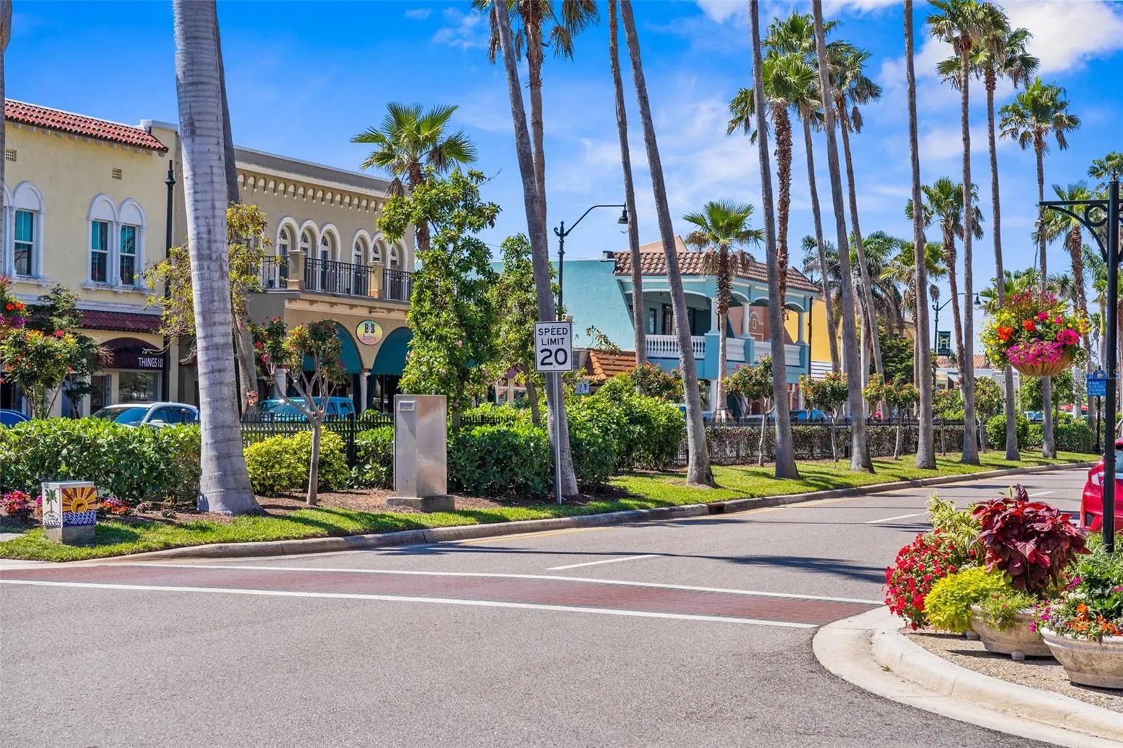 1211 CAPRI ISLES BLVD #140, #140