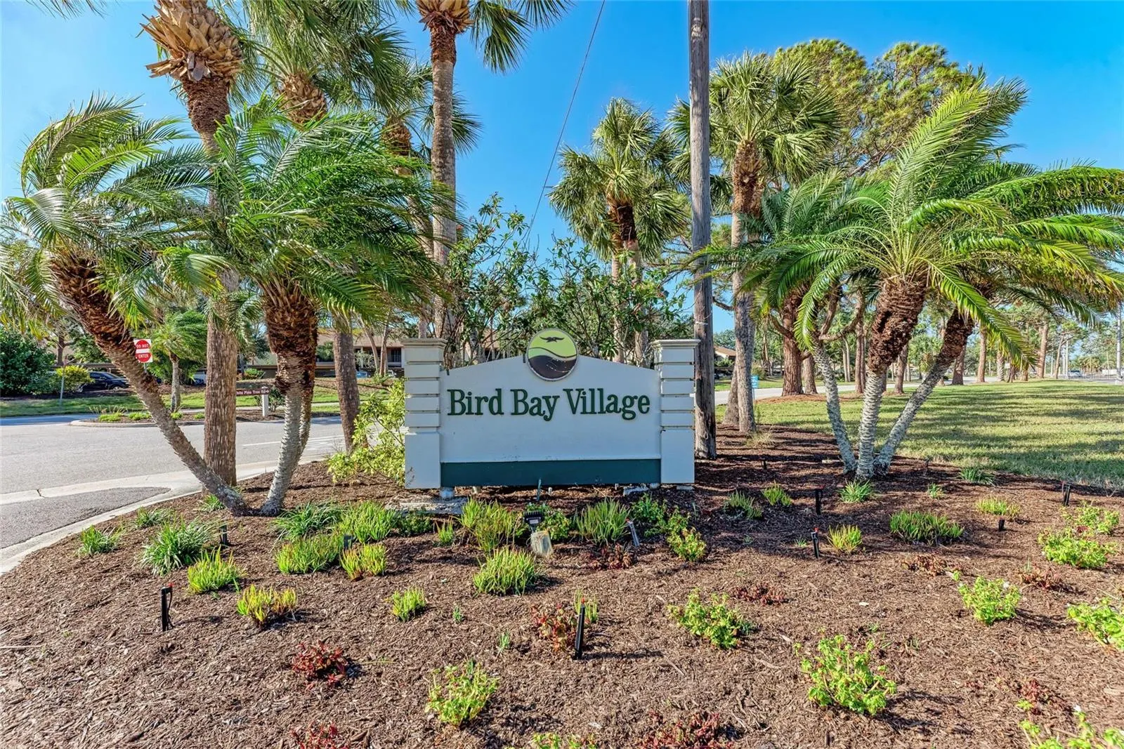 630 BIRD BAY DR E #208, #208