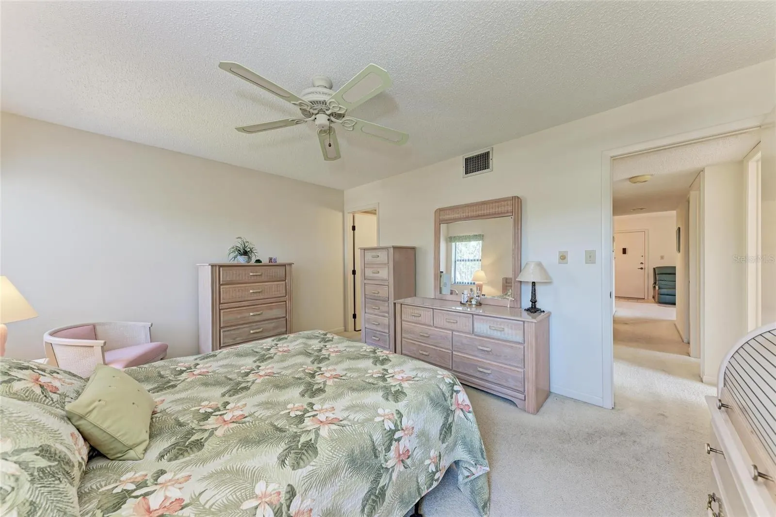 630 BIRD BAY DR E #208, #208