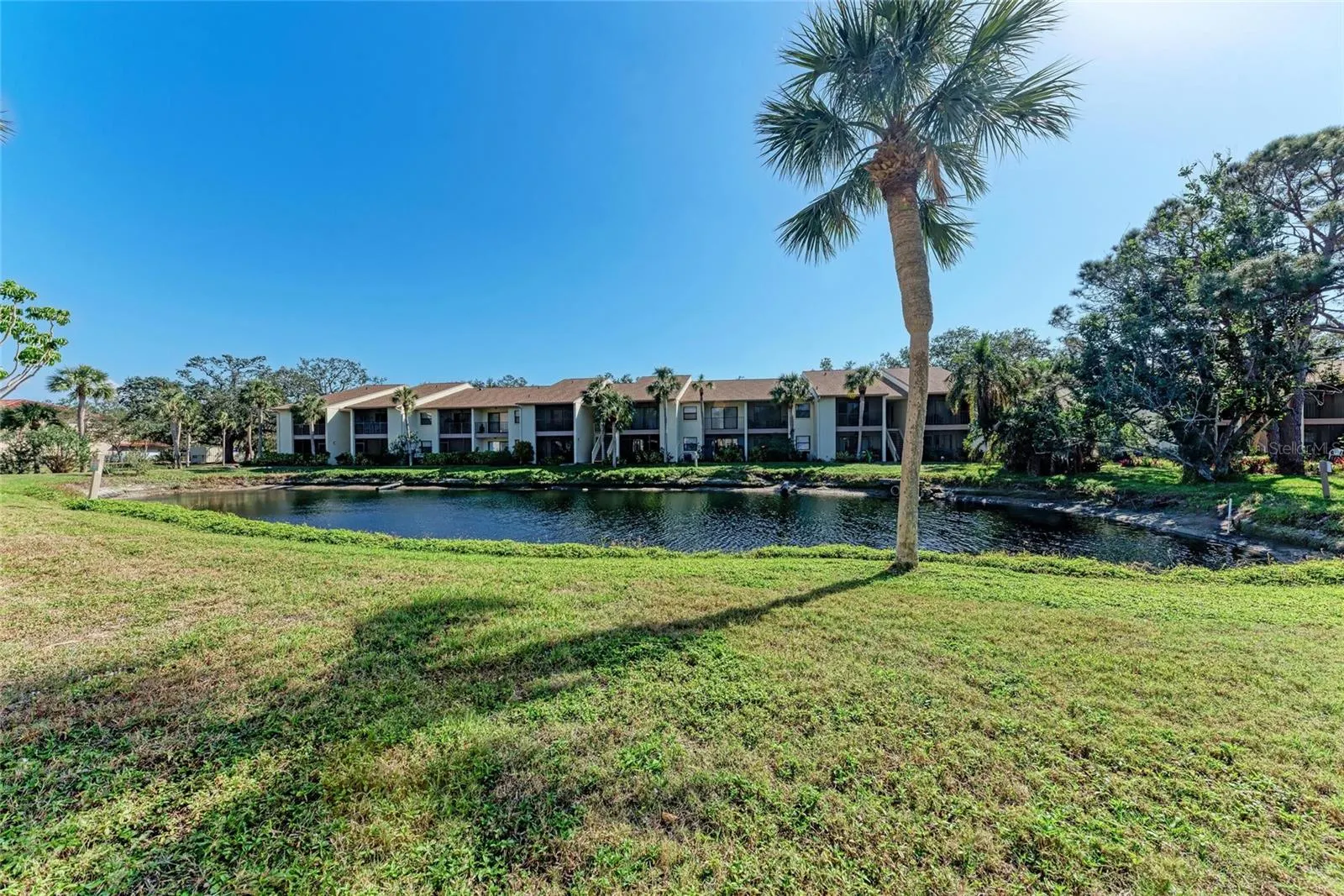 630 BIRD BAY DR E #208, #208