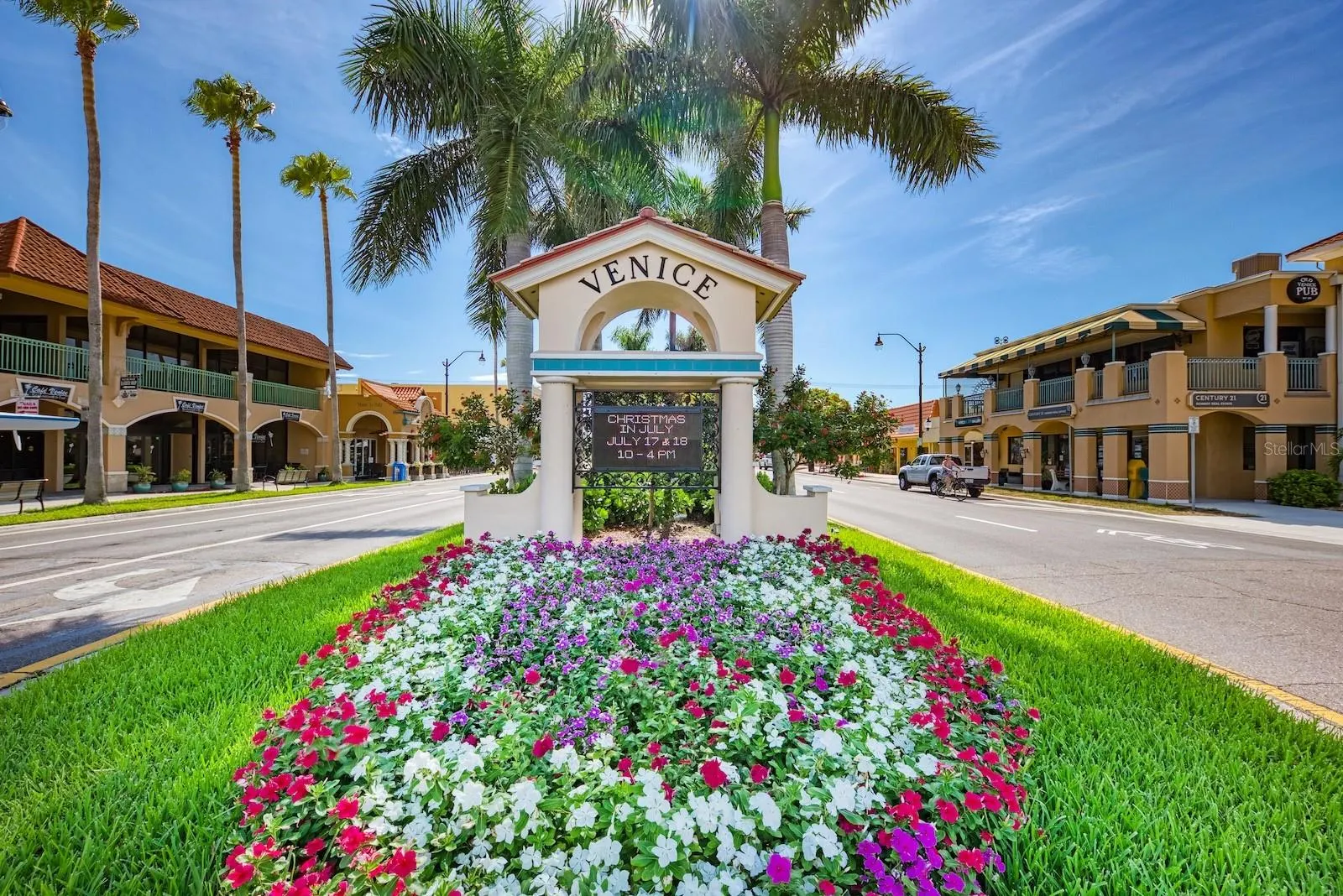 630 BIRD BAY DR E #208, #208