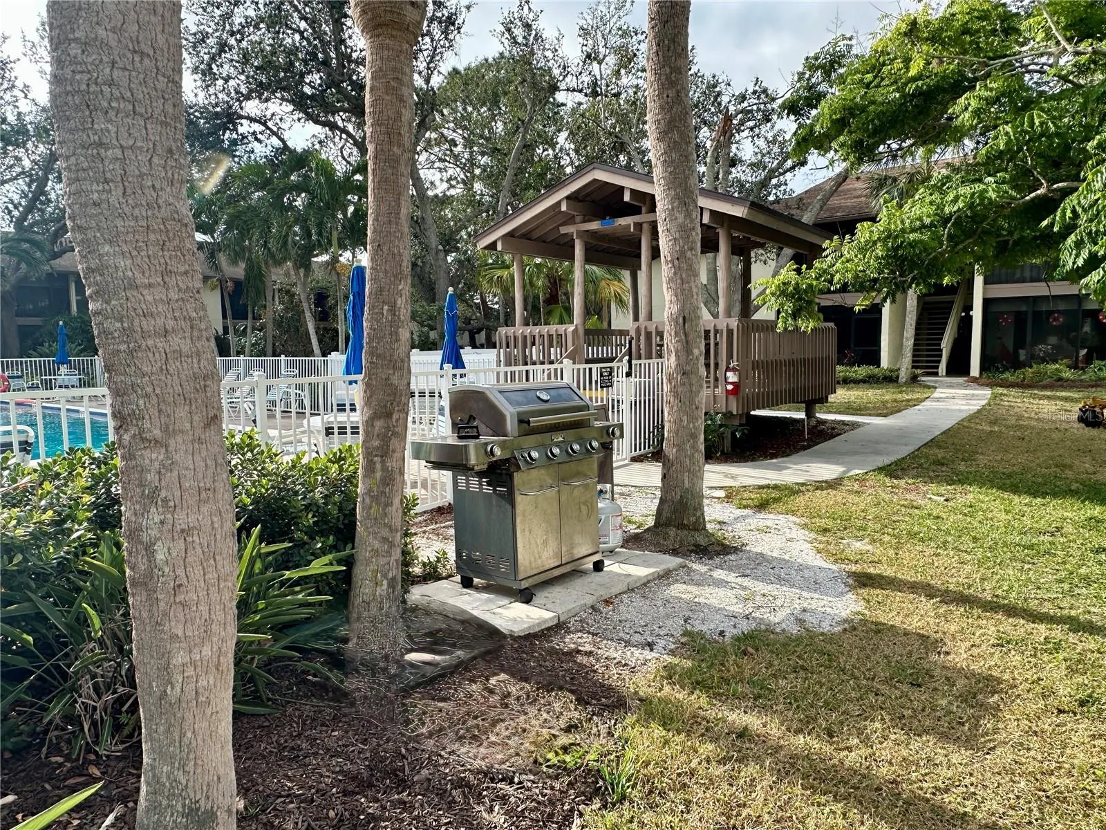 630 BIRD BAY DR E #208, #208