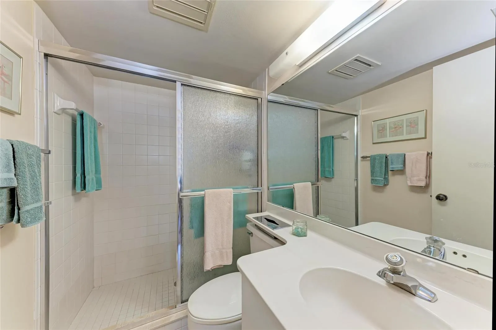 630 BIRD BAY DR E #208, #208