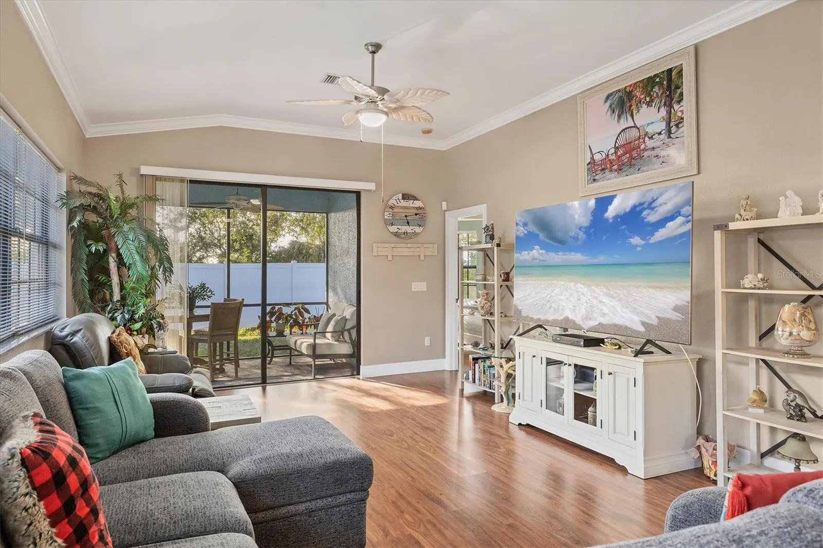 122 PRESERVE PL