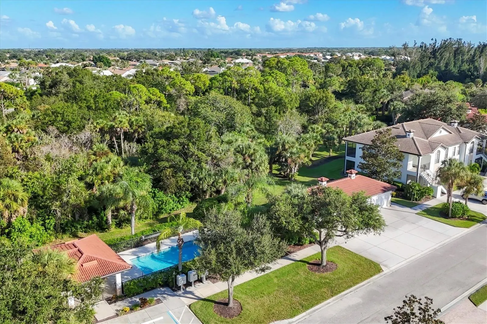 122 PRESERVE PL