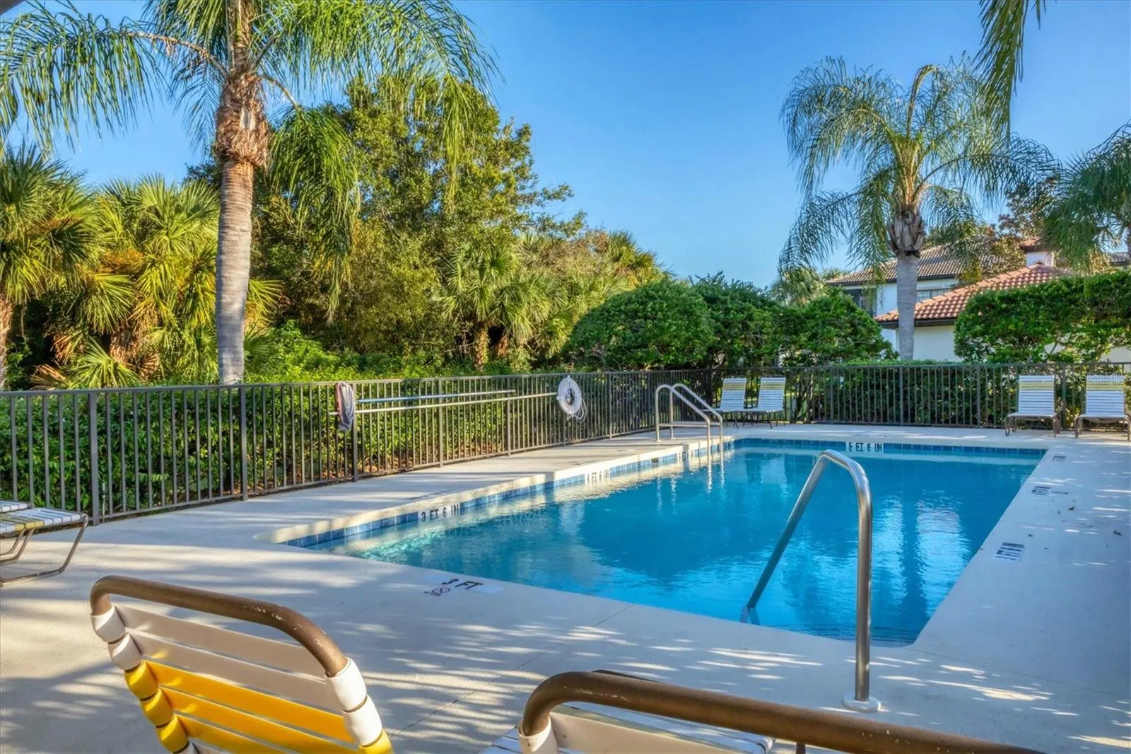 122 PRESERVE PL
