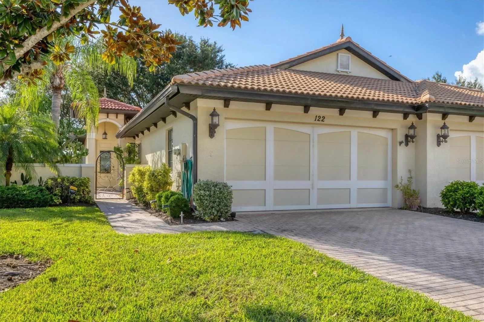 122 PRESERVE PL