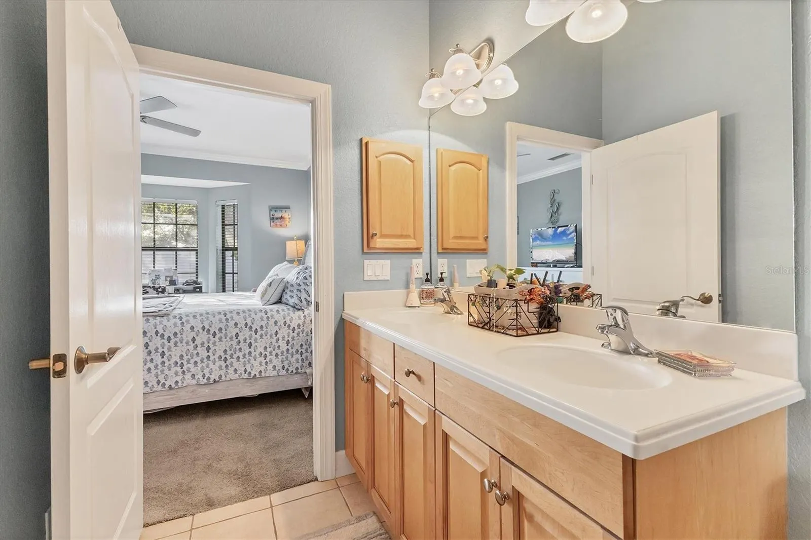 122 PRESERVE PL