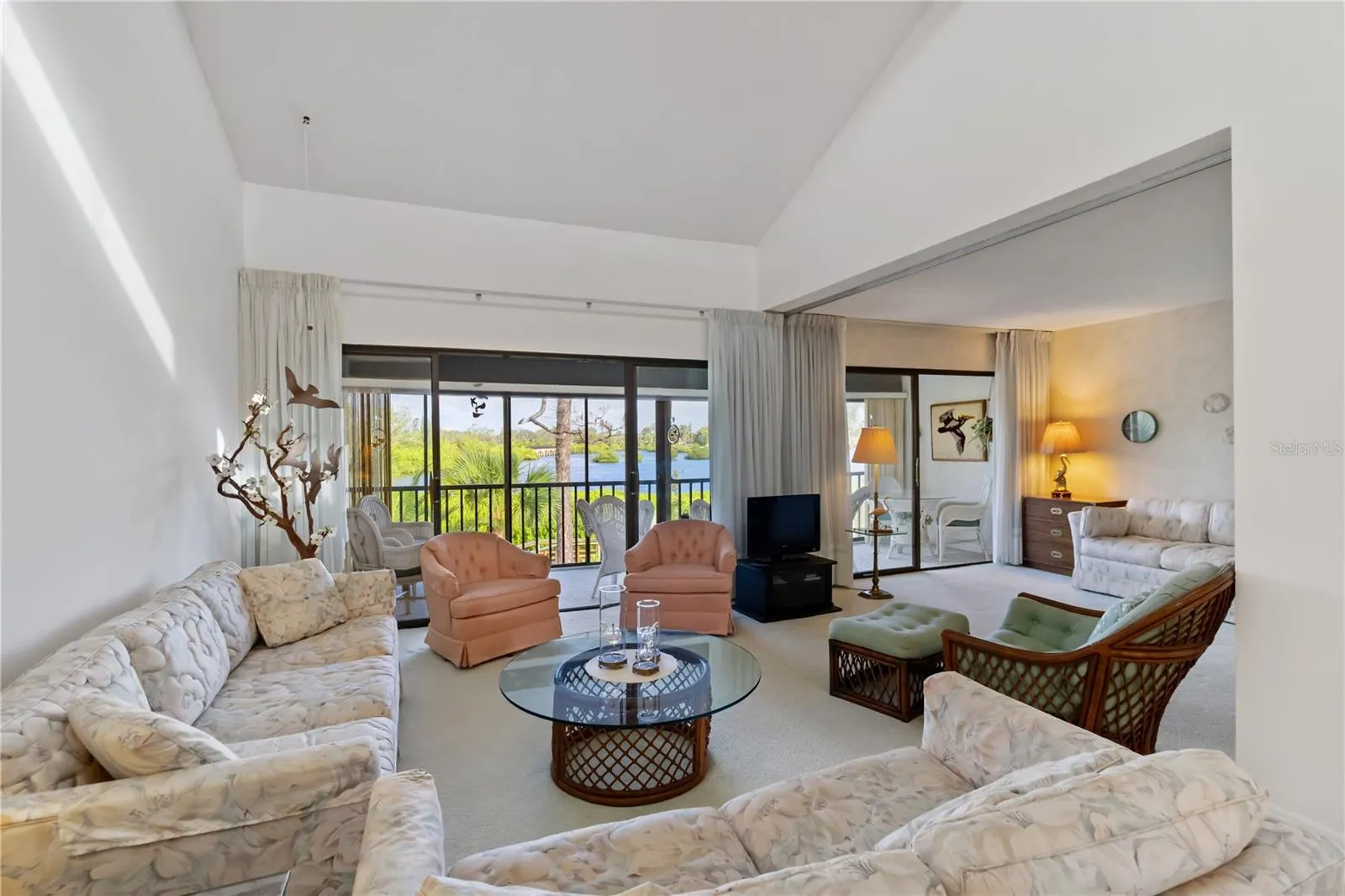 914 BIRD BAY WAY #220, #220